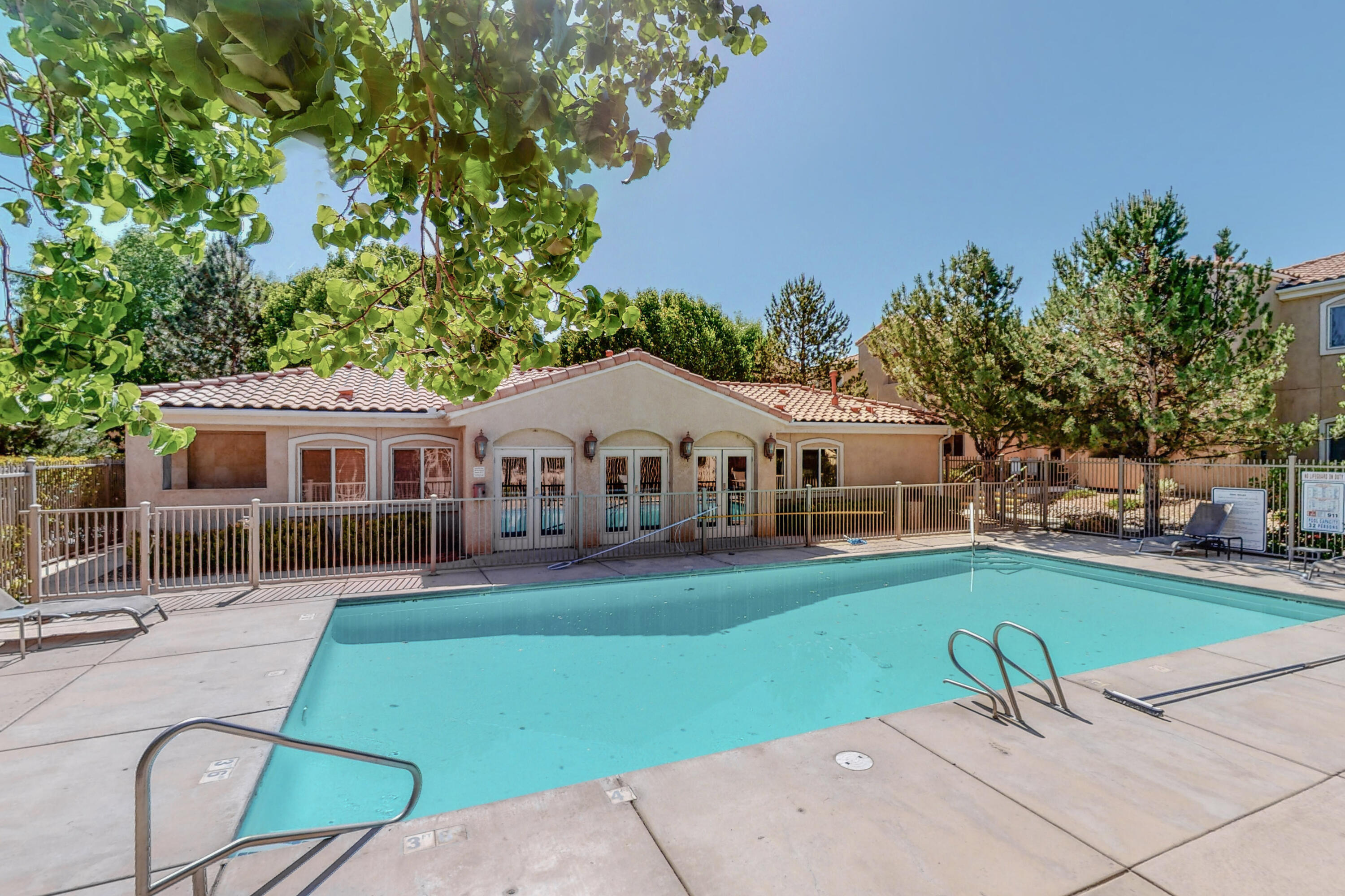 6800 Vista Del Norte Drive NE Unit: 2614