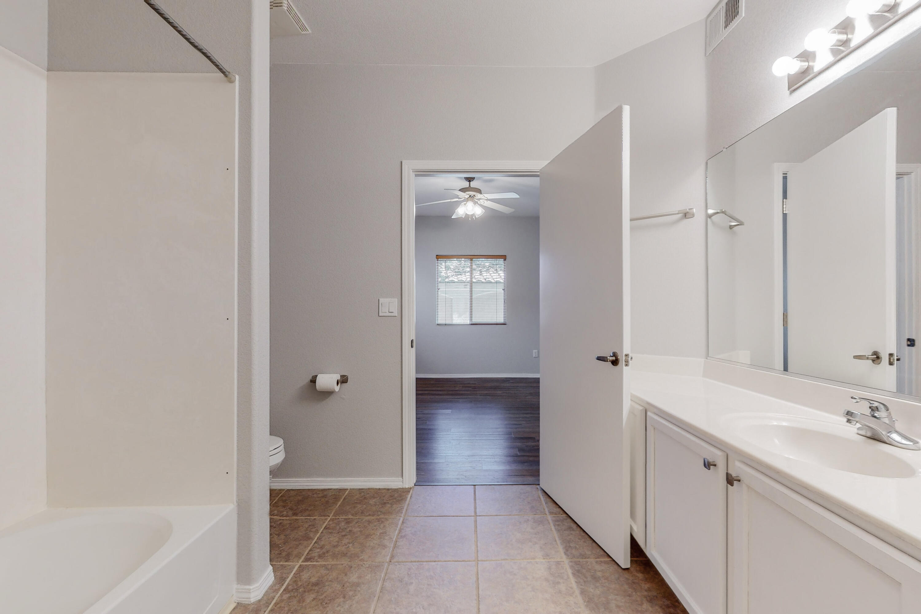 6800 Vista Del Norte Drive NE Unit: 2614