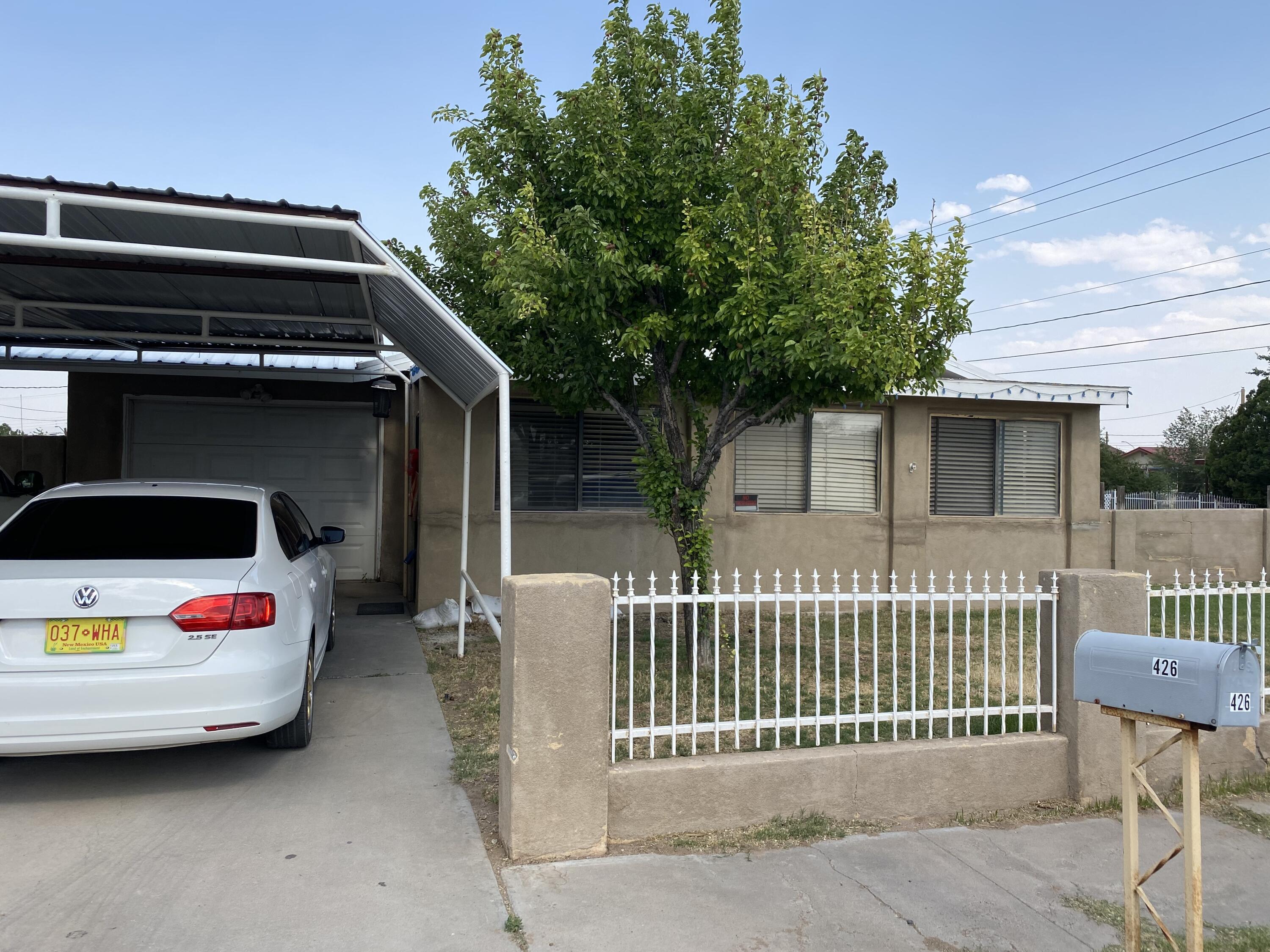 426 S 10TH Street
