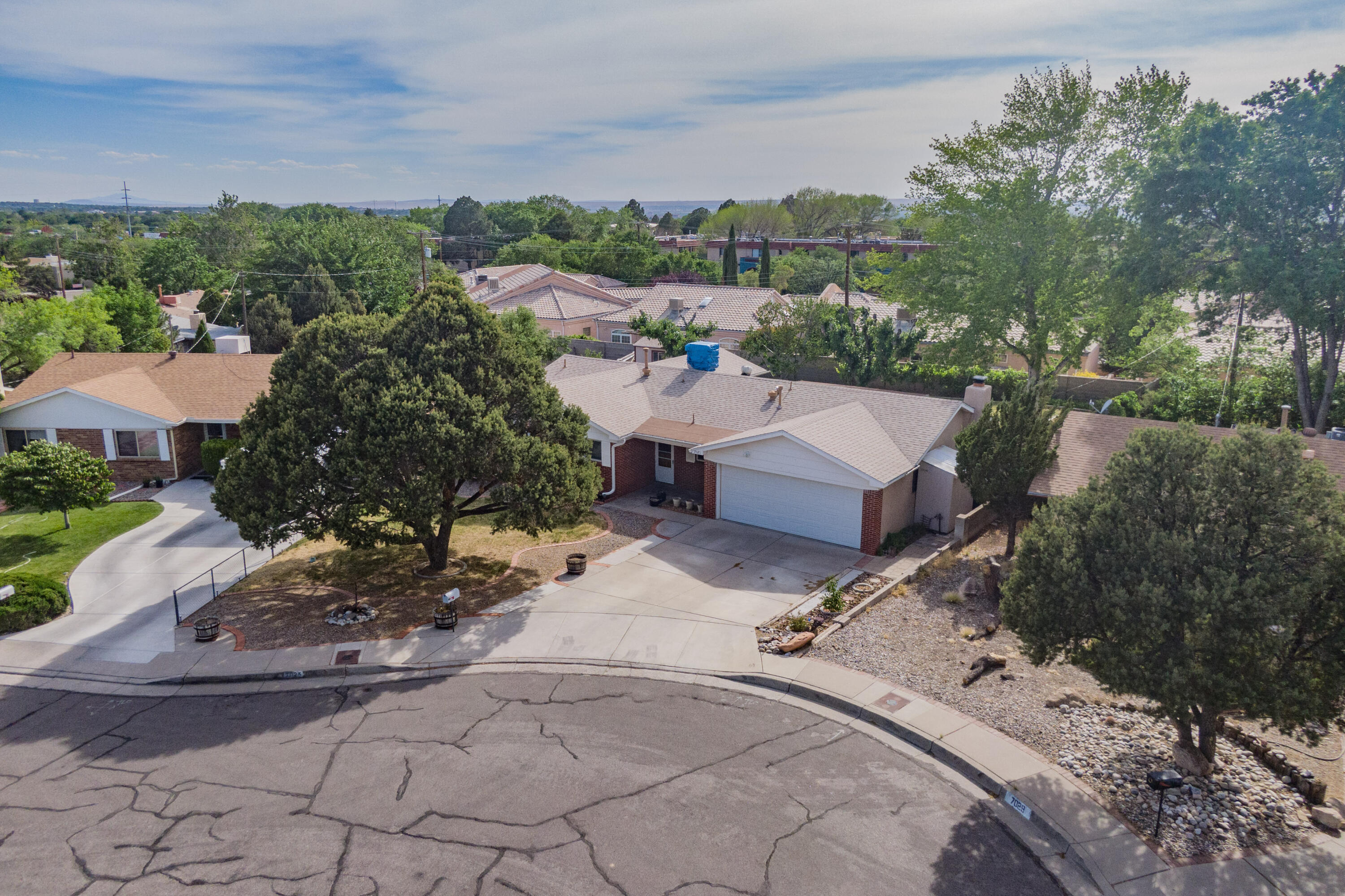 7025 PRAIRIE Court NE