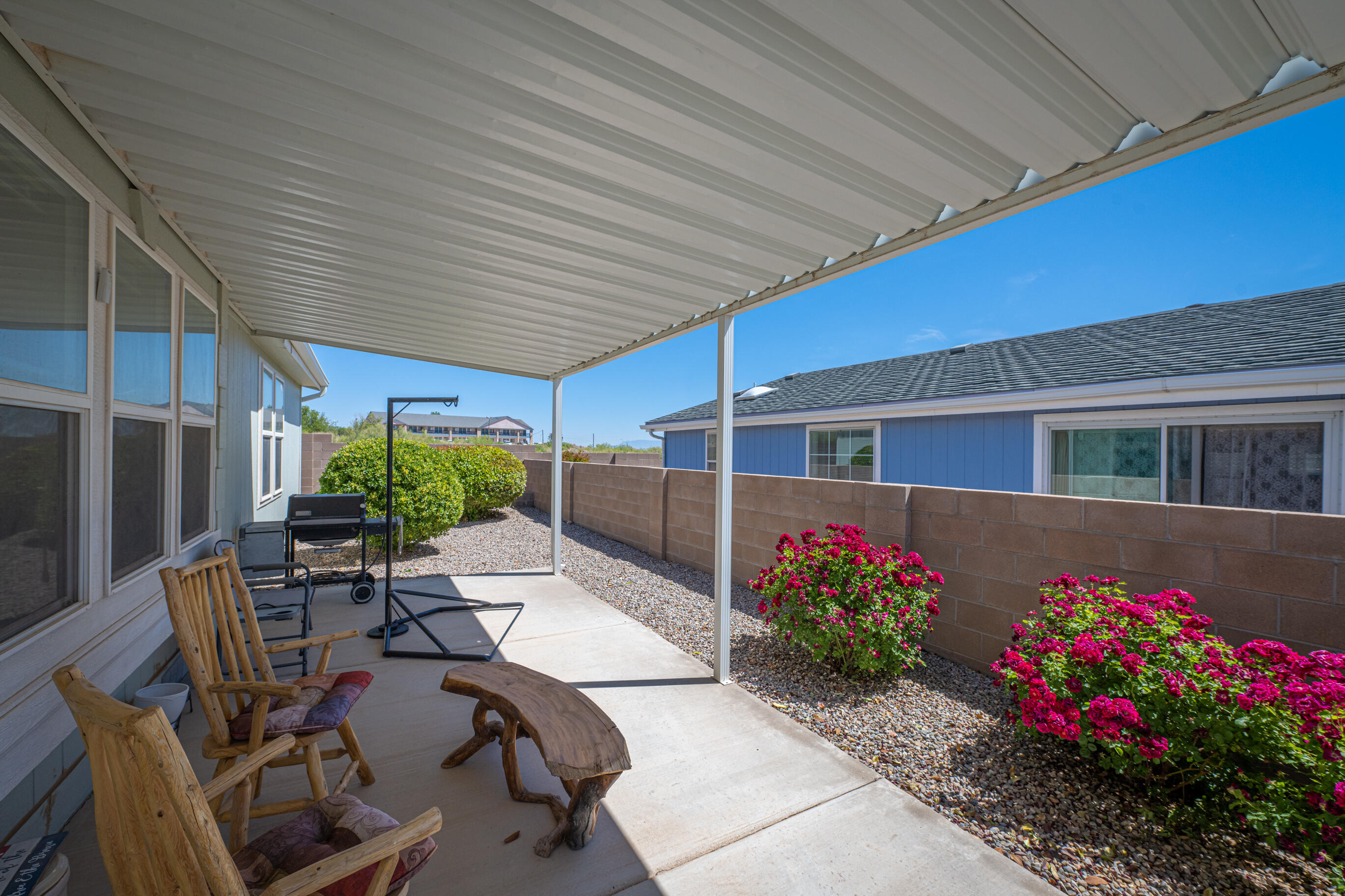 130 SUNRISE BLUFFS Drive