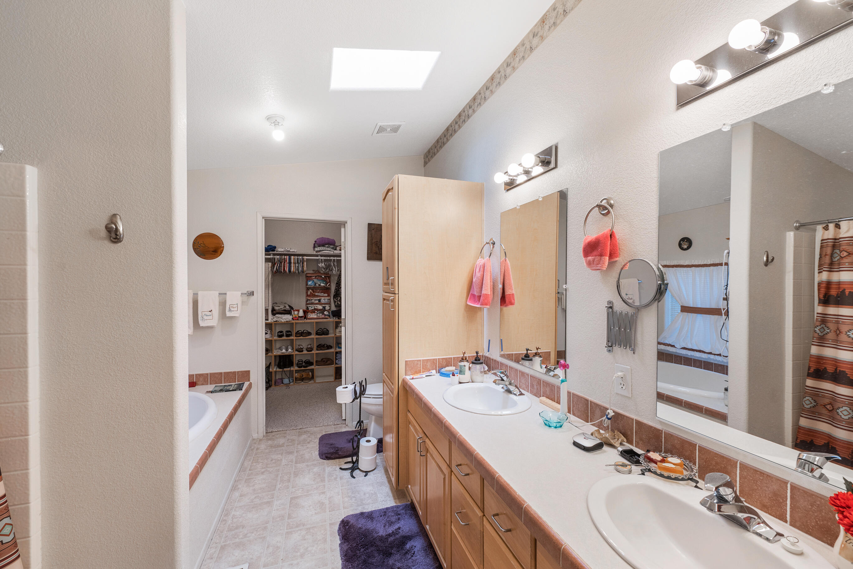 130 SUNRISE BLUFFS Drive