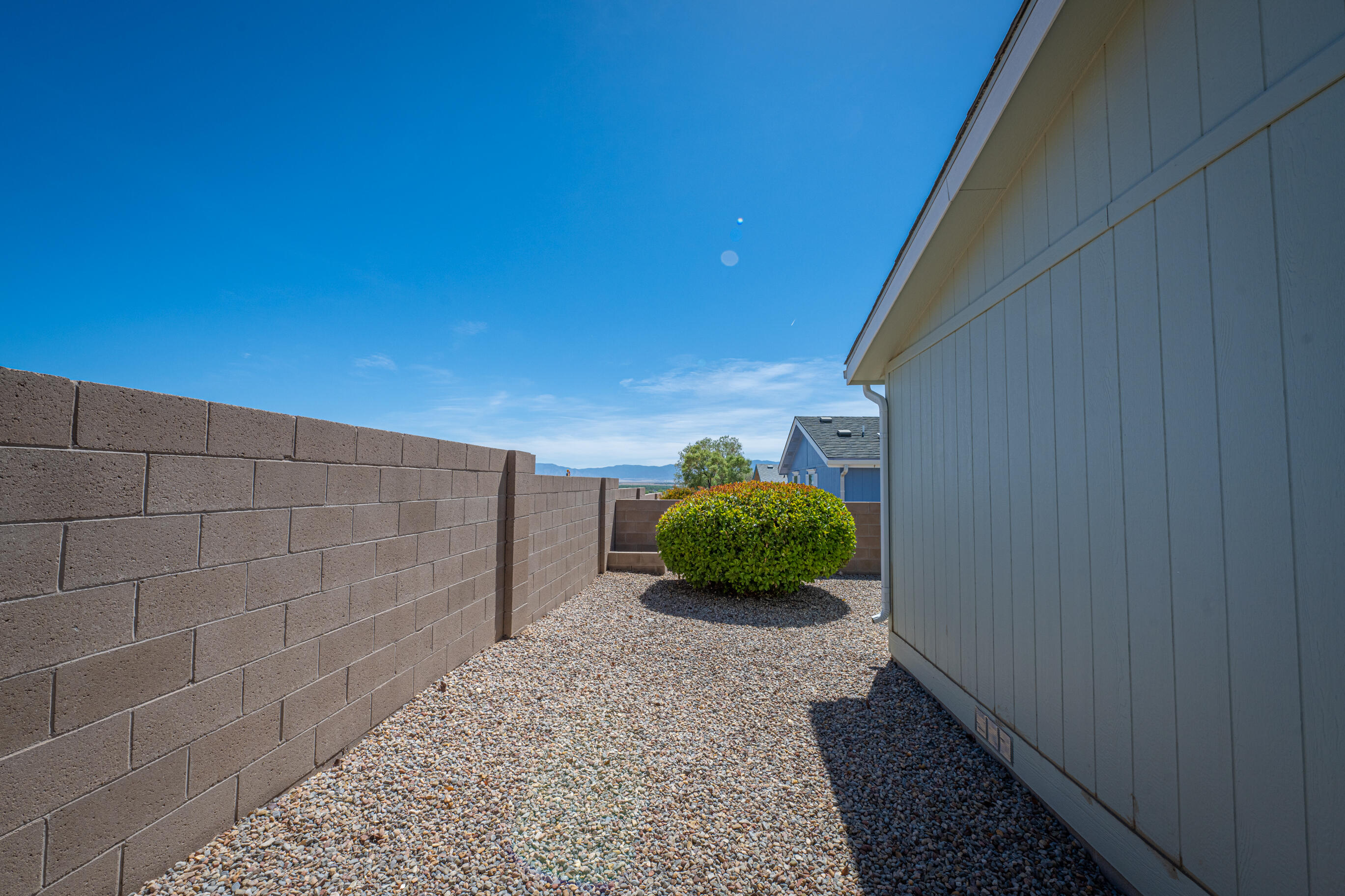 130 SUNRISE BLUFFS Drive