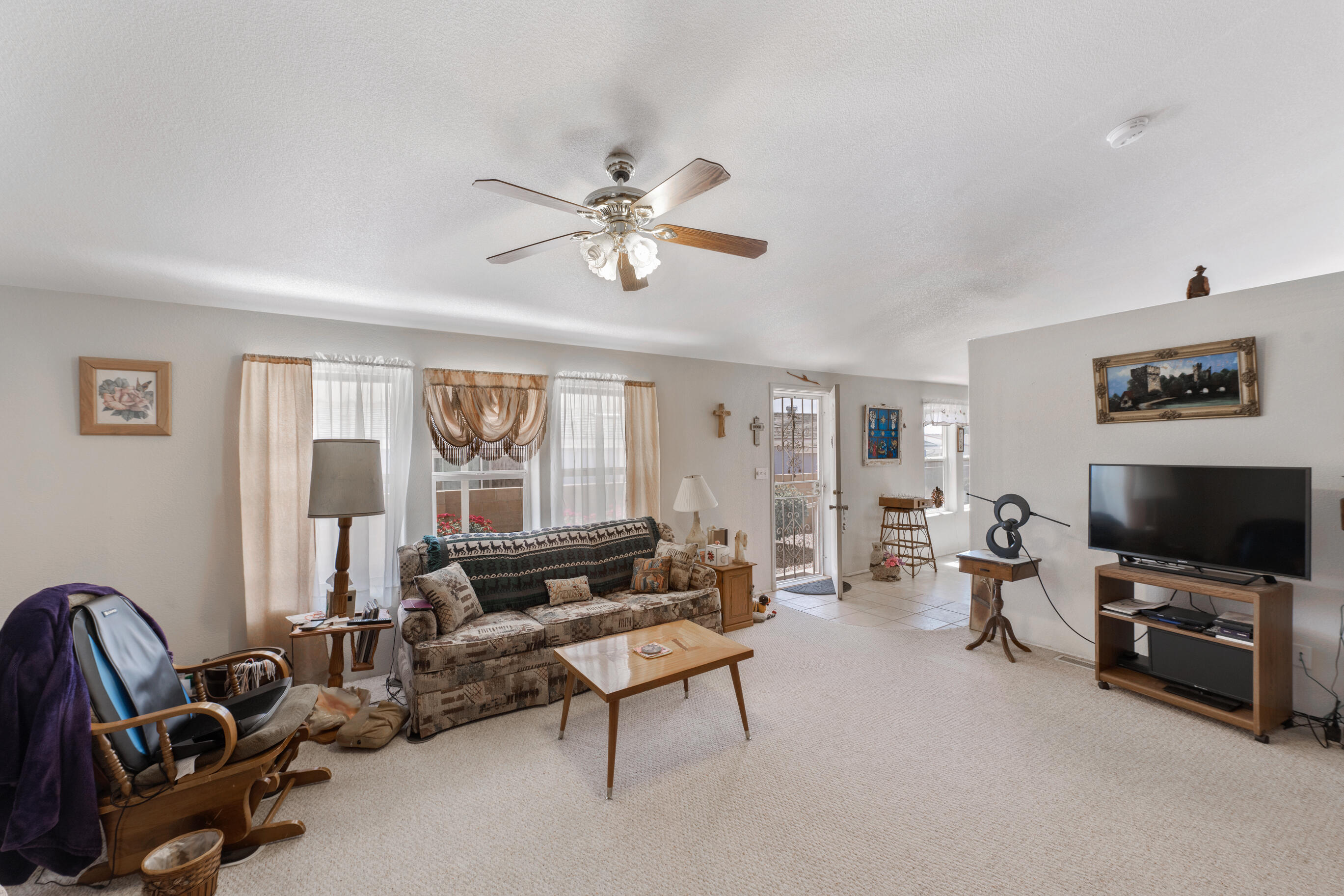130 SUNRISE BLUFFS Drive