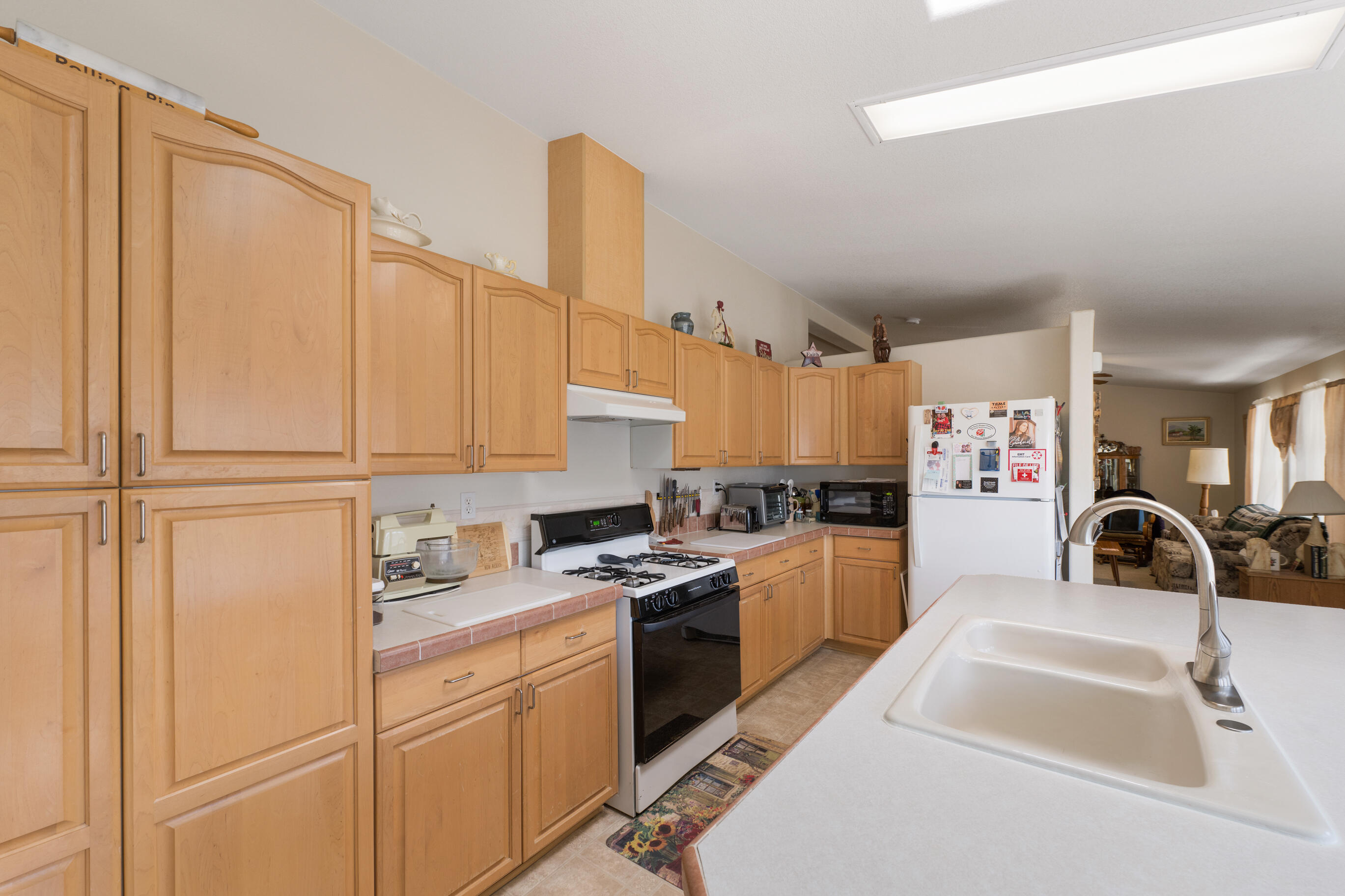 130 SUNRISE BLUFFS Drive