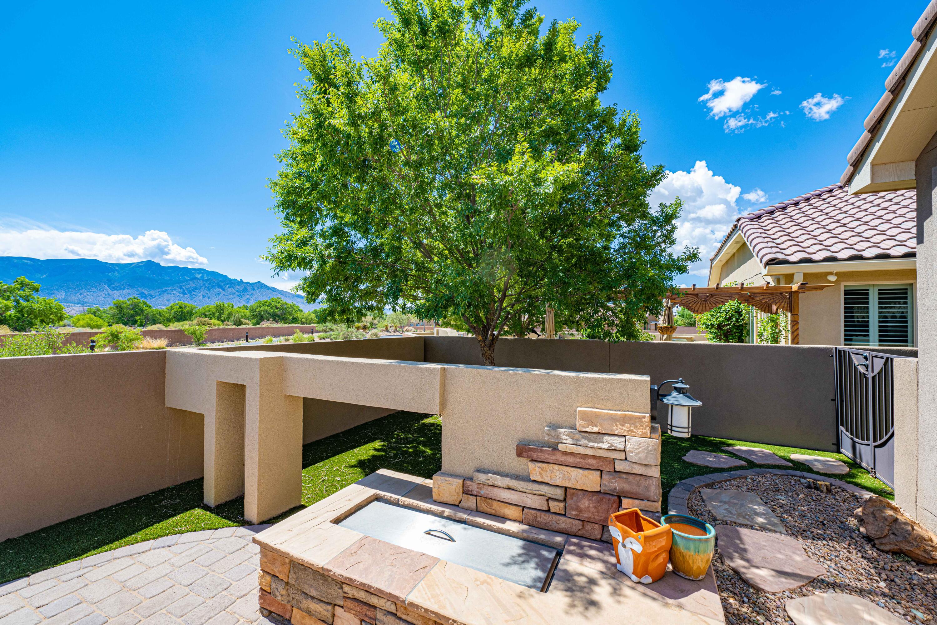 888 EVENING PRIMROSE Lane