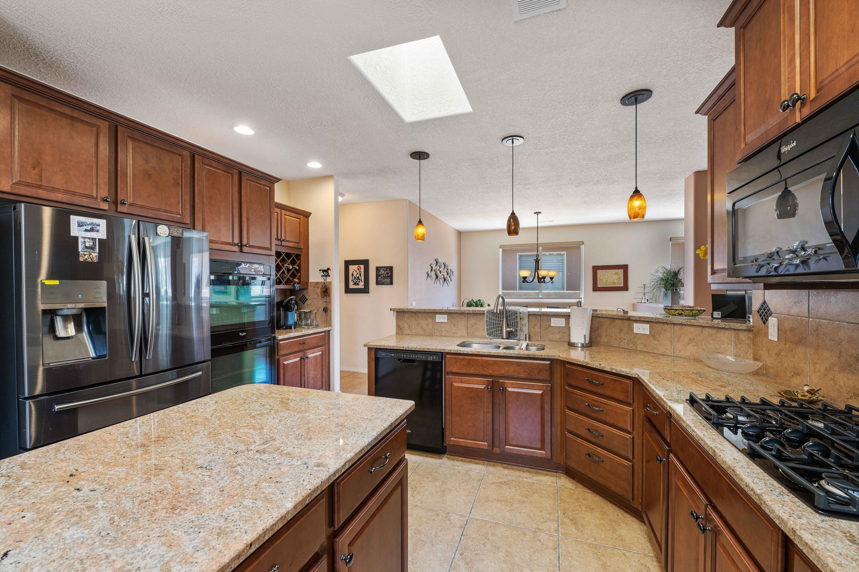 888 EVENING PRIMROSE Lane