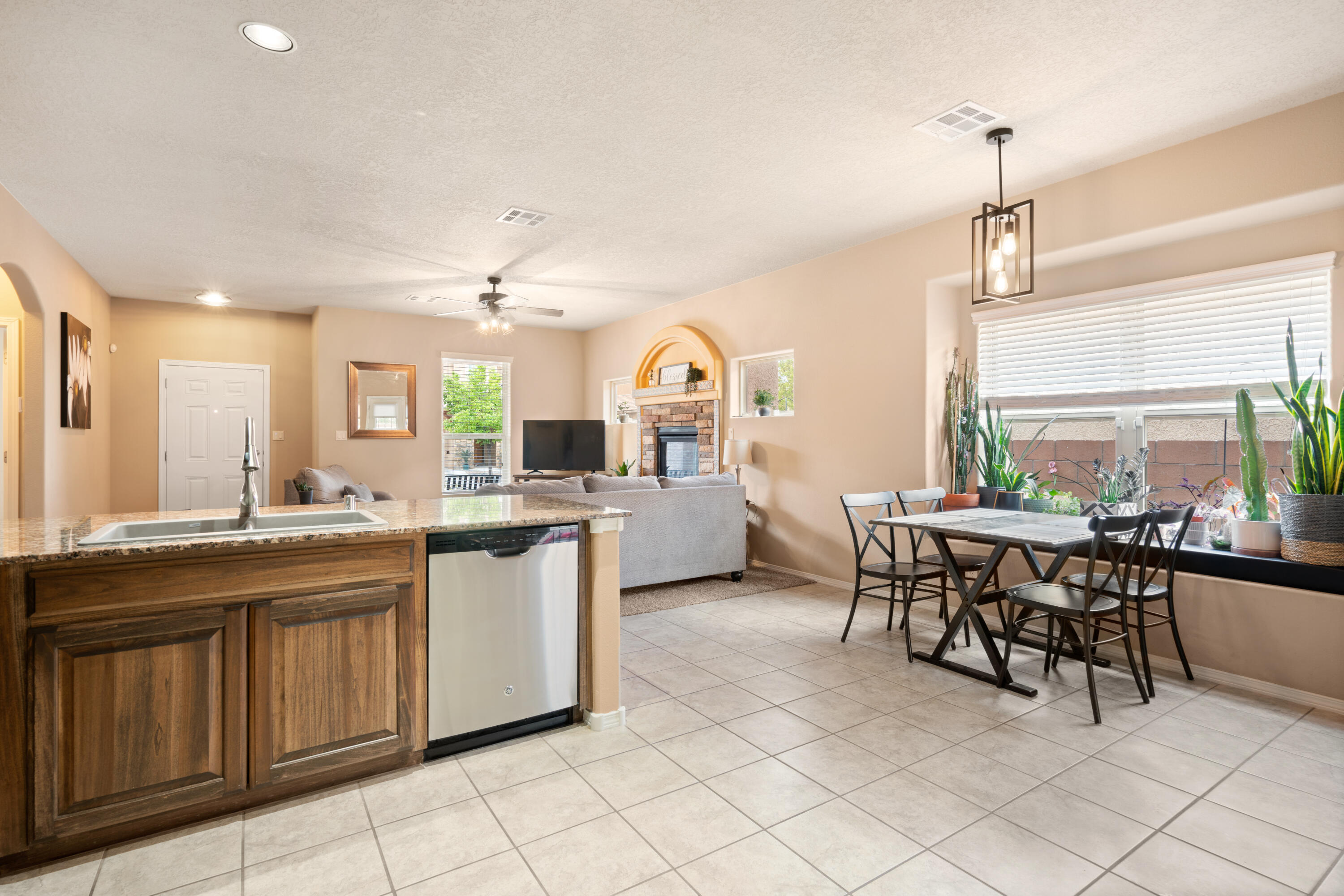 839 VISTA PATRON Drive