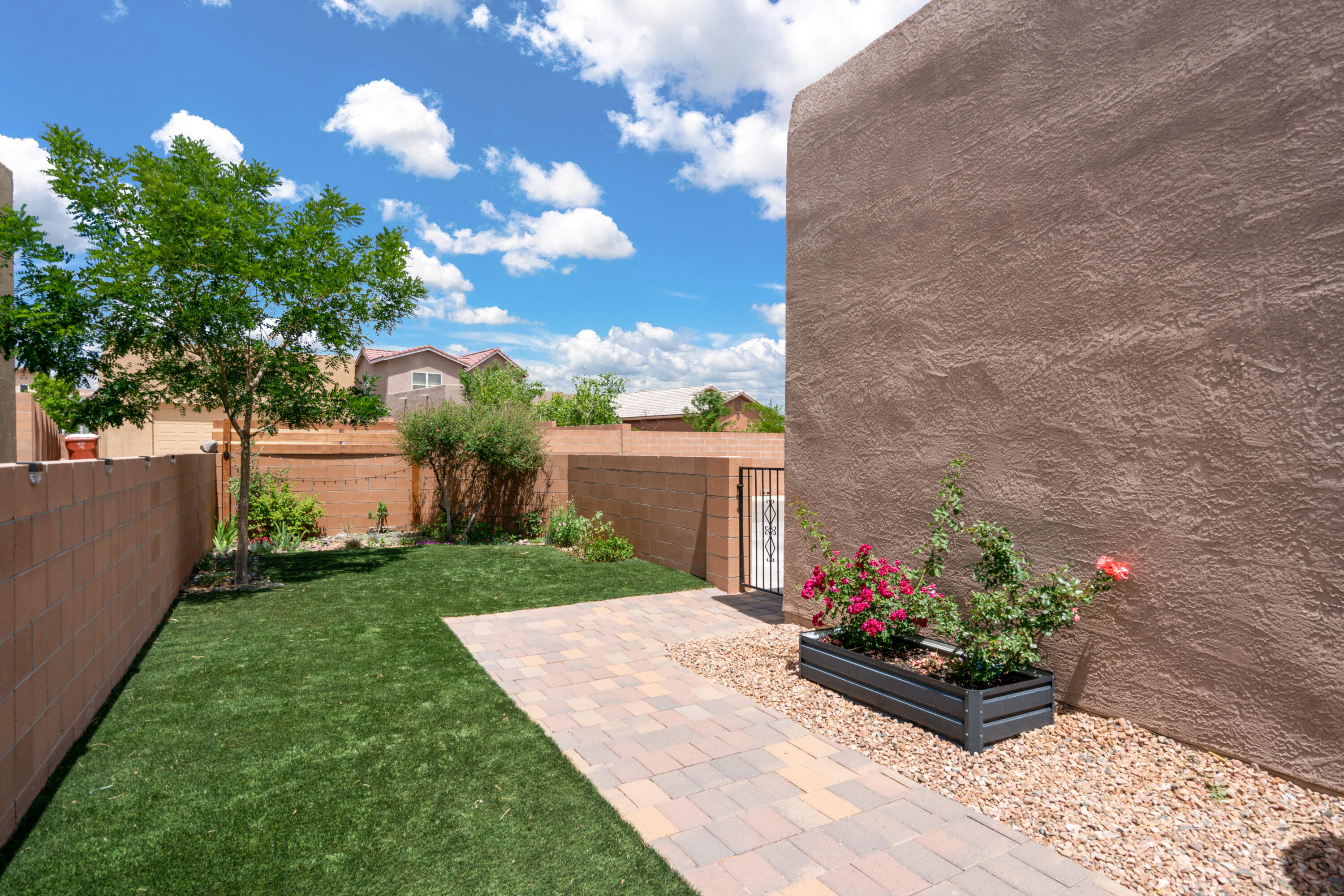 839 VISTA PATRON Drive