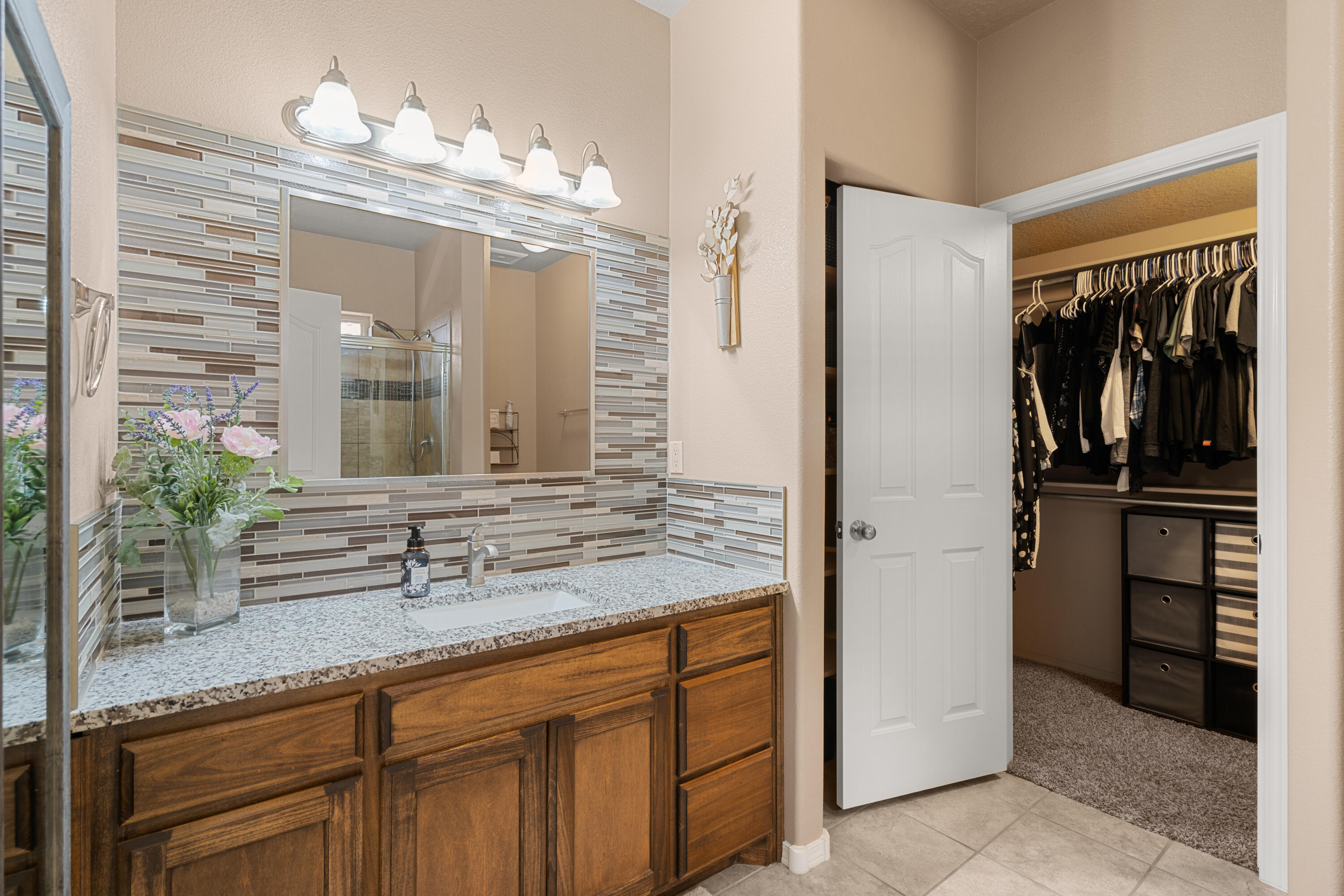 839 VISTA PATRON Drive