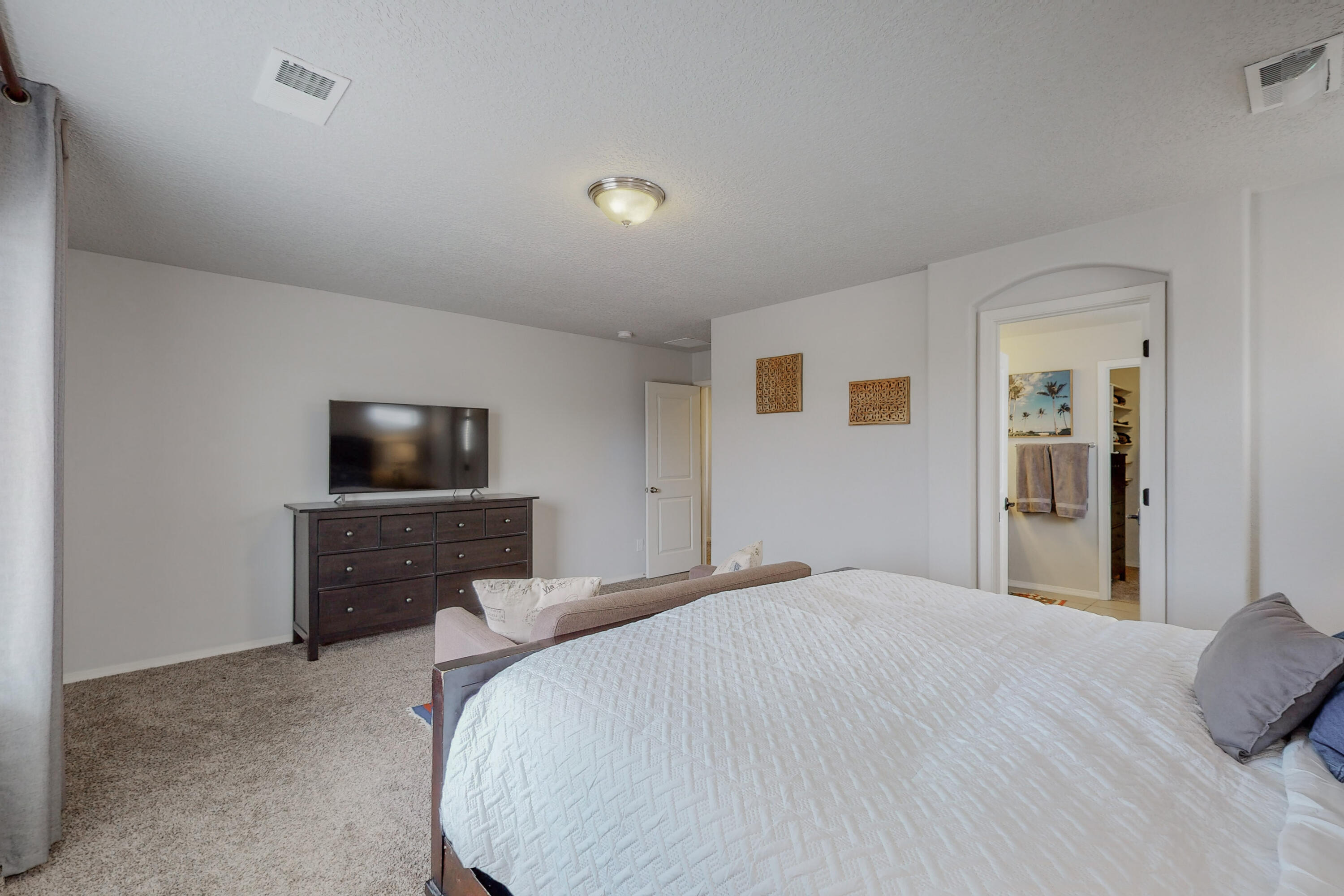 7067 TOMBSTONE Road NW
