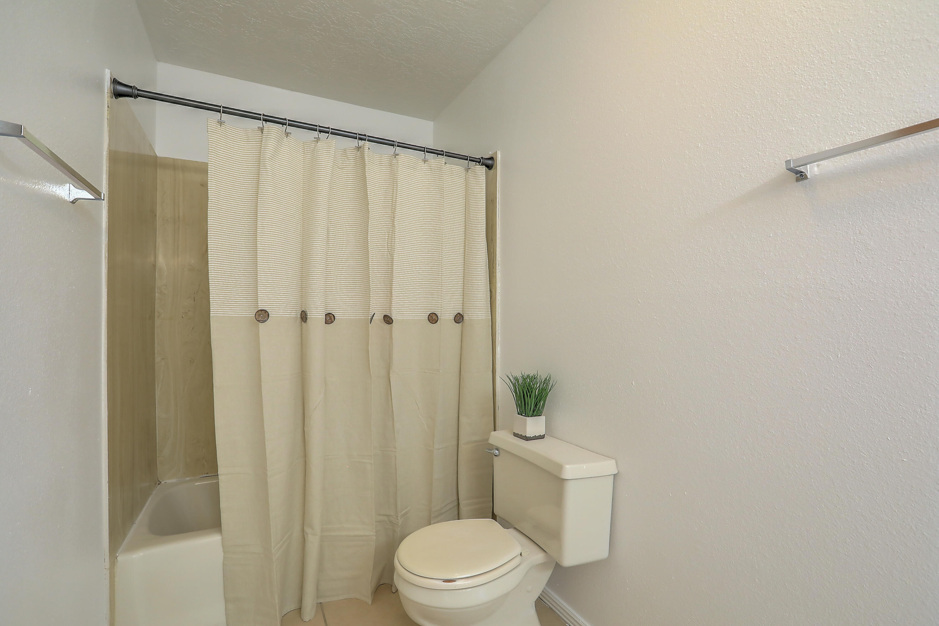 13005 MARBLE Avenue NE