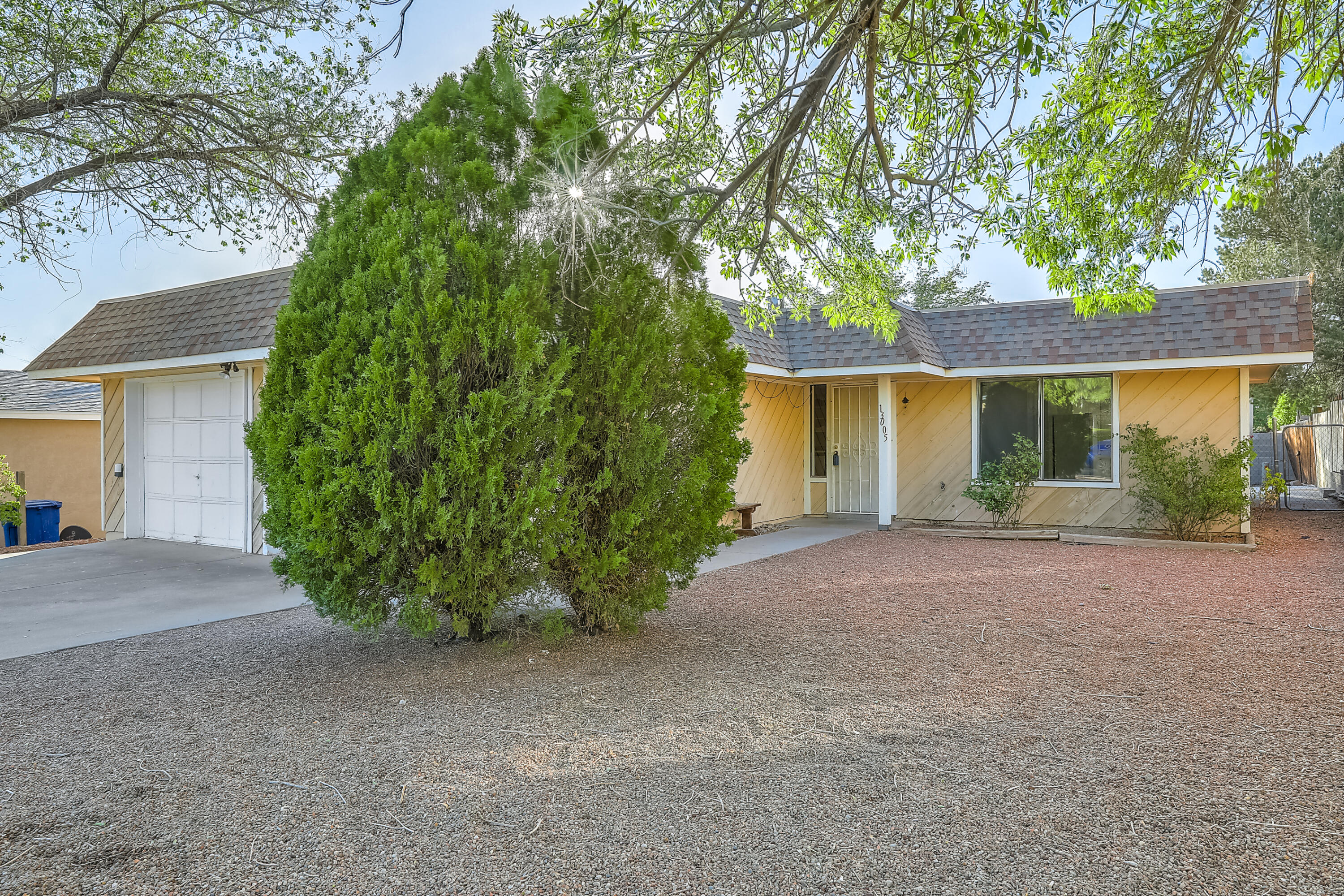 13005 MARBLE Avenue NE