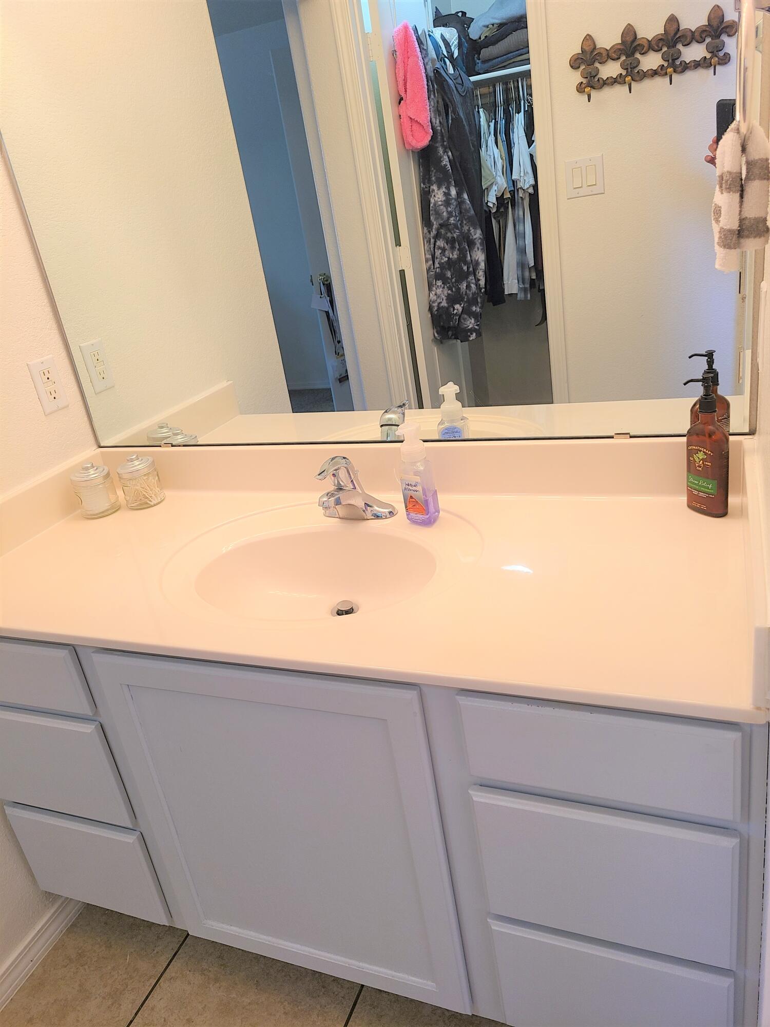 5740 VALLE ALEGRE Road NW Unit: 2