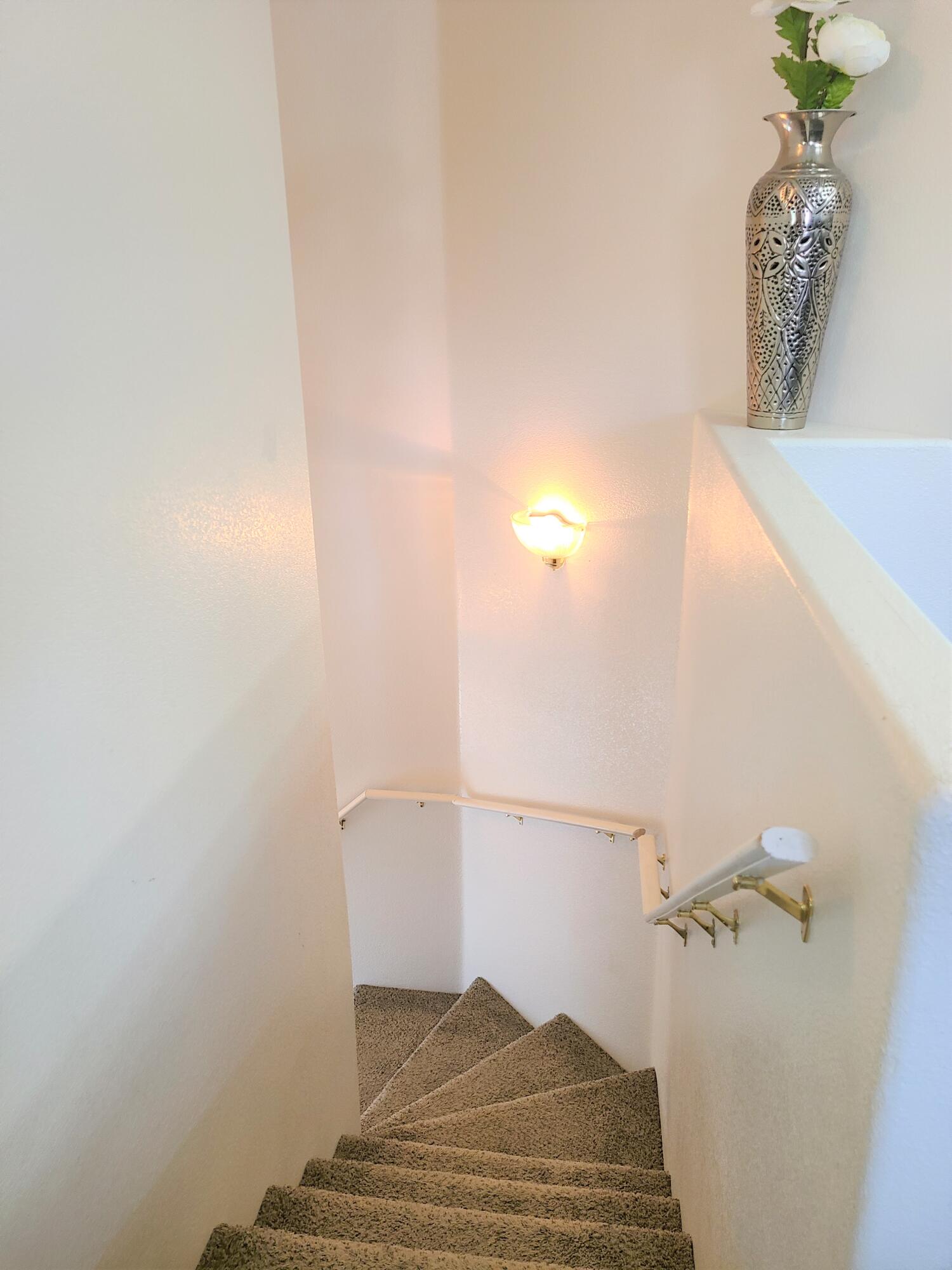 5740 VALLE ALEGRE Road NW Unit: 2