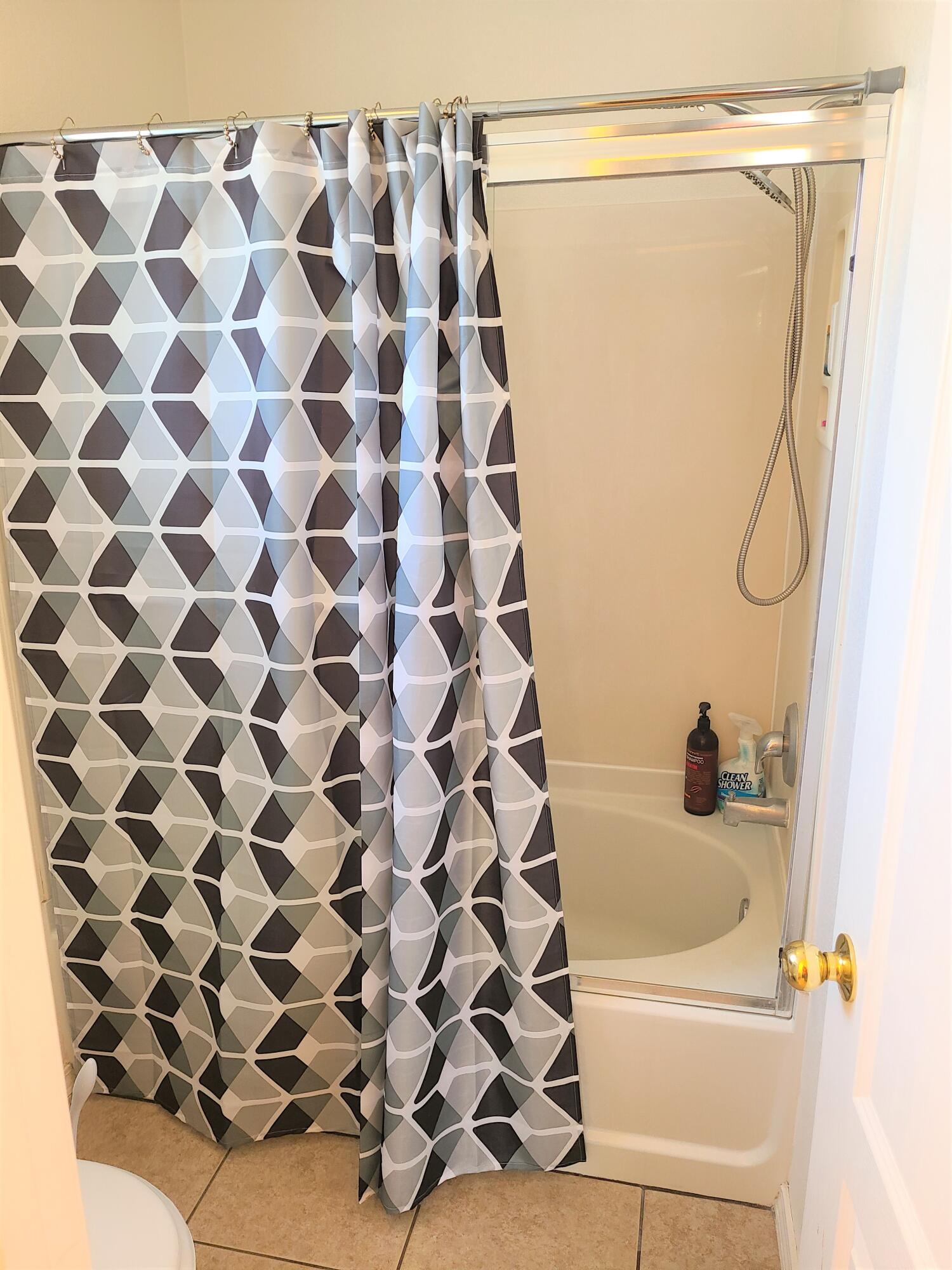 5740 VALLE ALEGRE Road NW Unit: 2