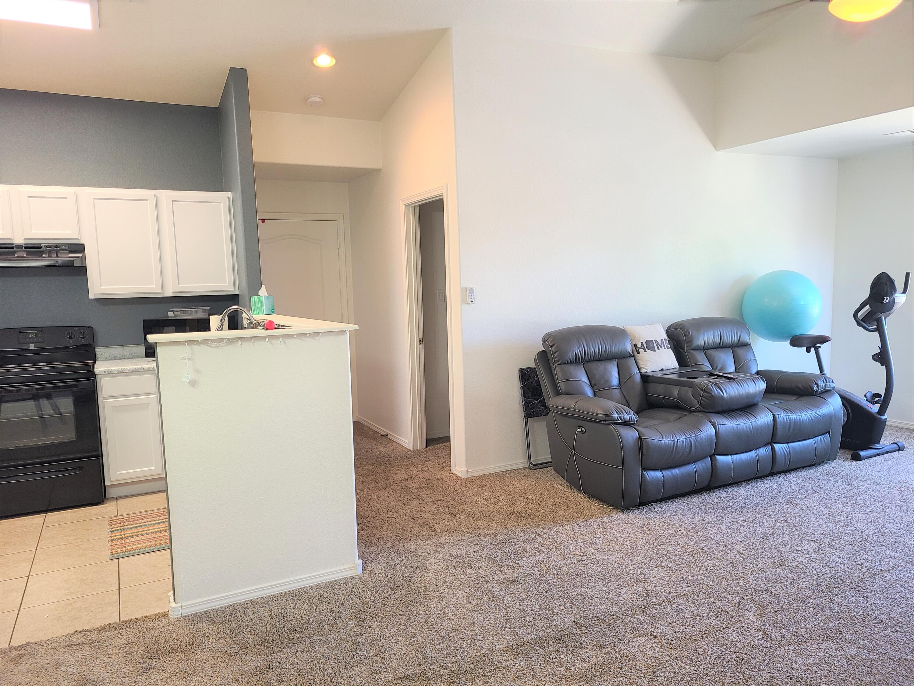 5740 VALLE ALEGRE Road NW Unit: 2