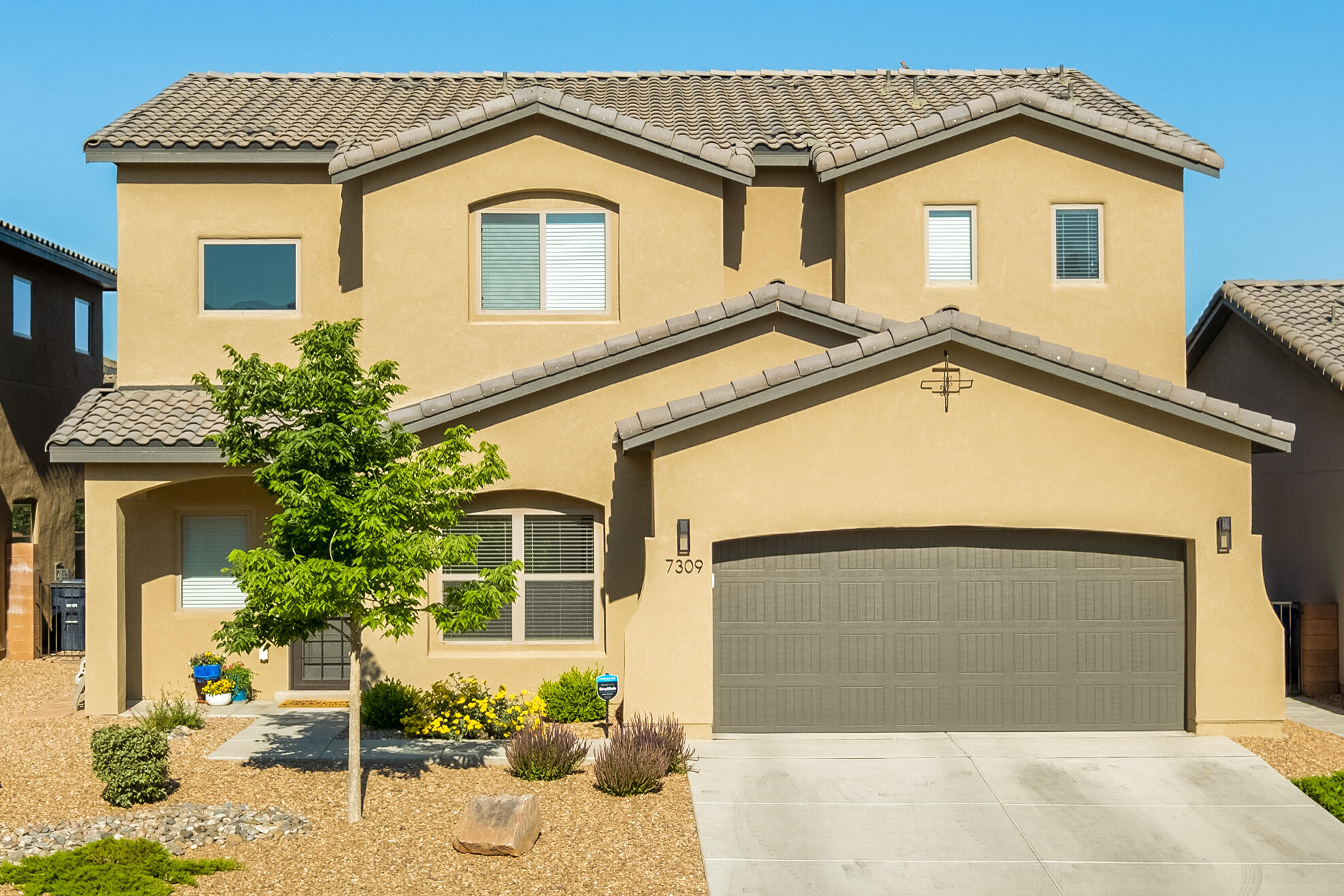 7309 LAGUNA NIGUEL Drive NE