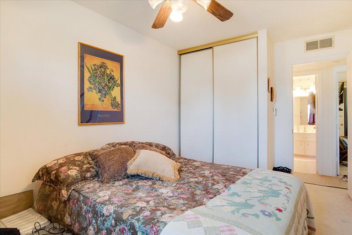 5621 SIBONEY Loop NE