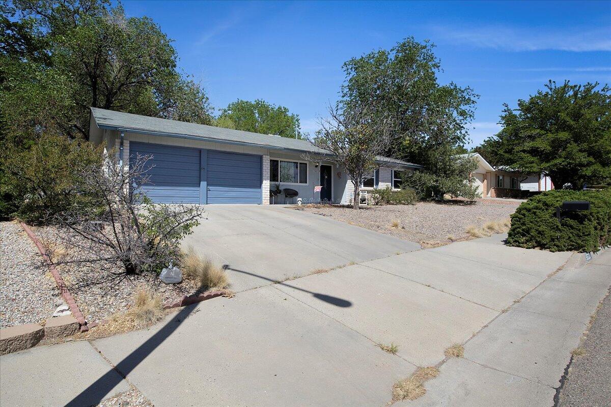 5621 SIBONEY Loop NE