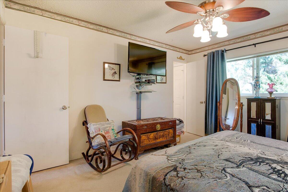 5621 SIBONEY Loop NE