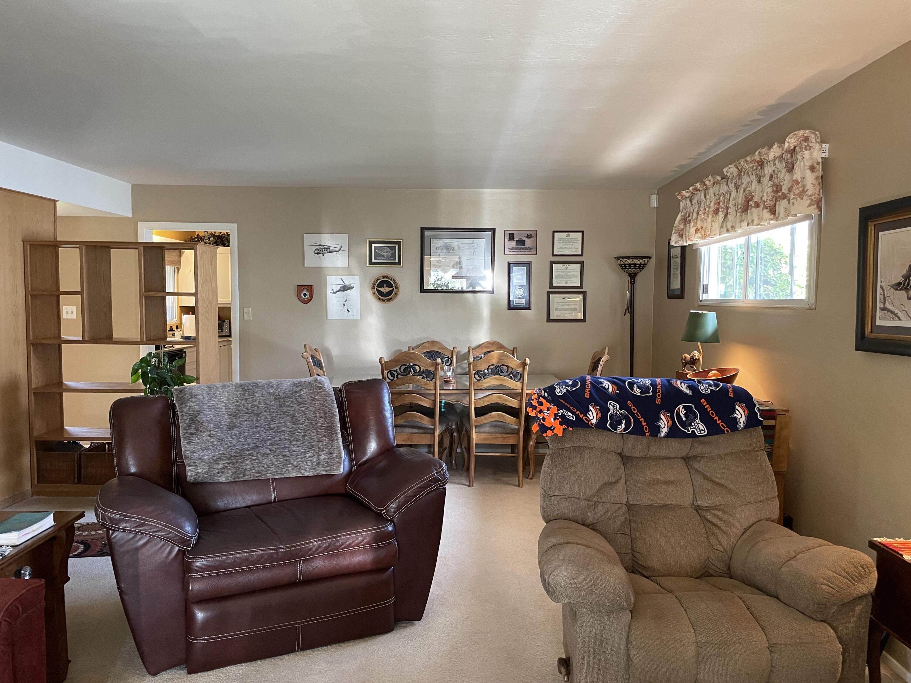 2805 CARDENAS Drive NE