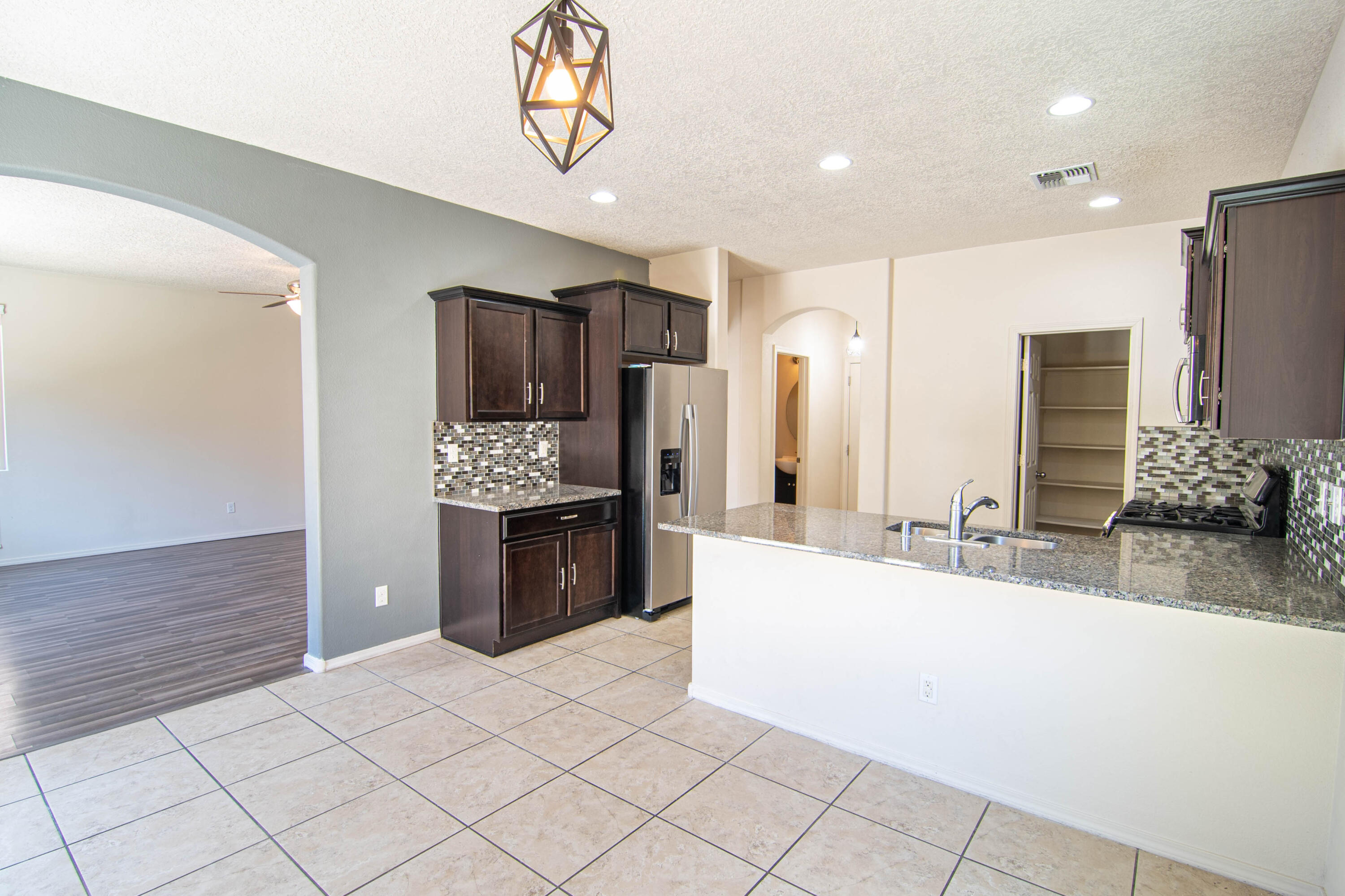 8927 MISSION RIDGE Drive NW