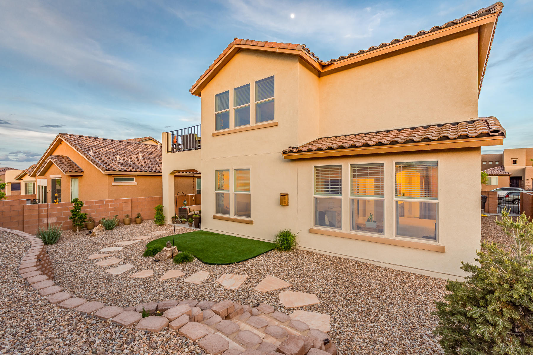 3912 MOUNTAIN TRAIL LP NE