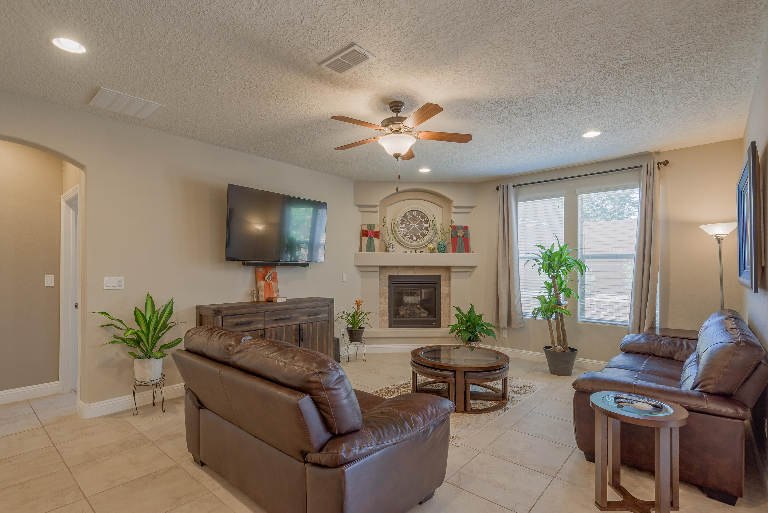 3912 MOUNTAIN TRAIL LP NE