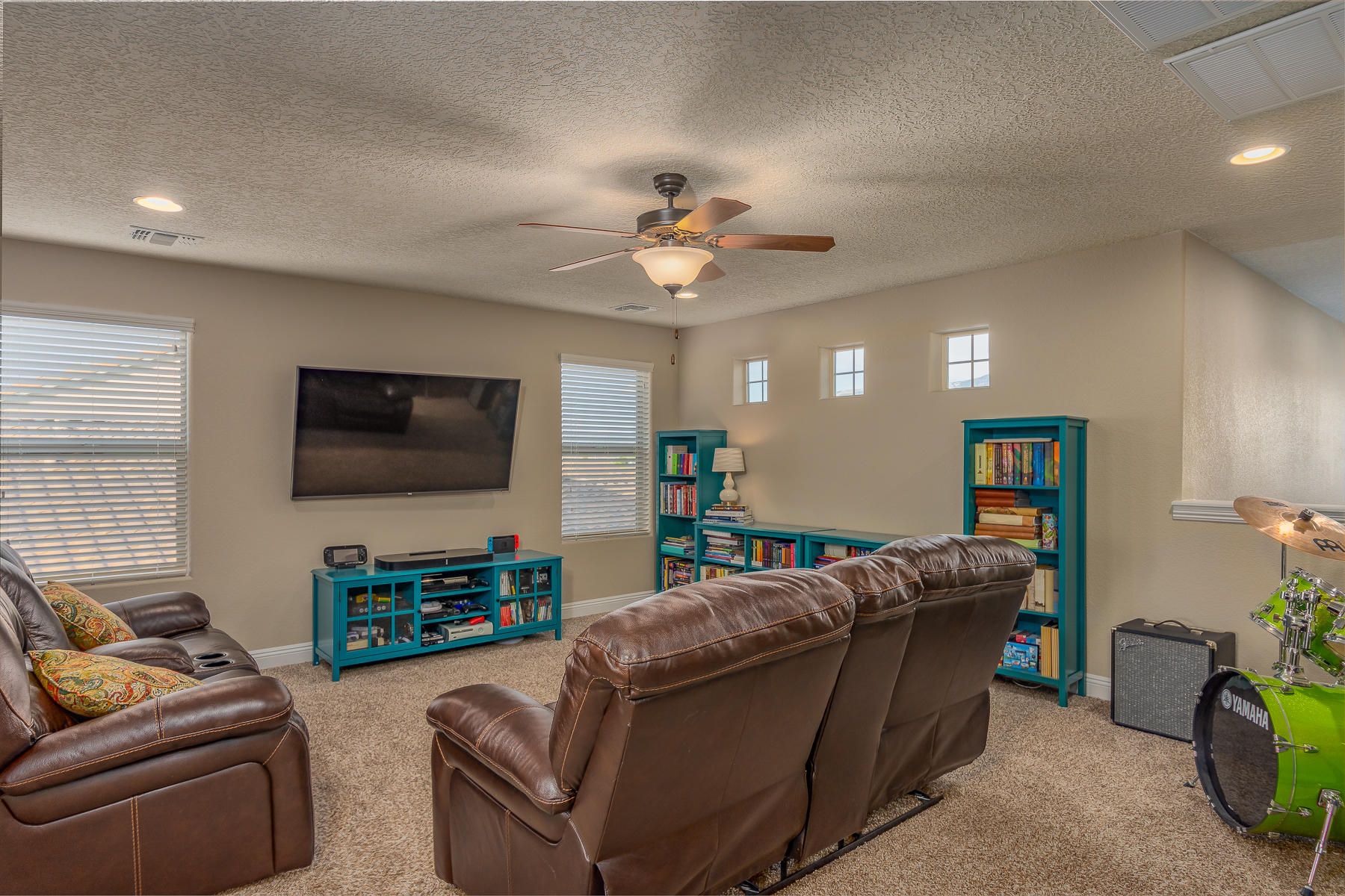 3912 MOUNTAIN TRAIL LP NE