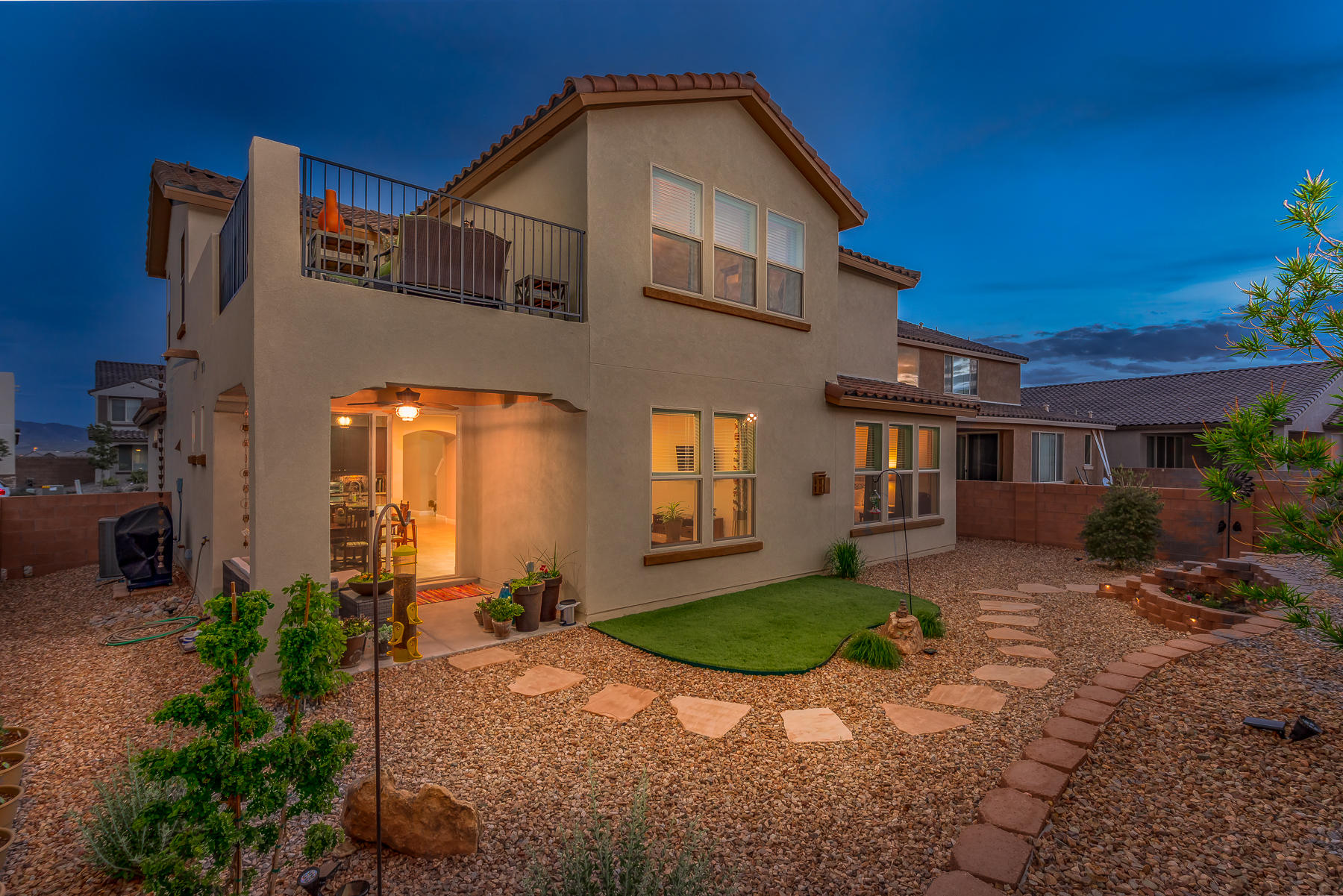 3912 MOUNTAIN TRAIL LP NE