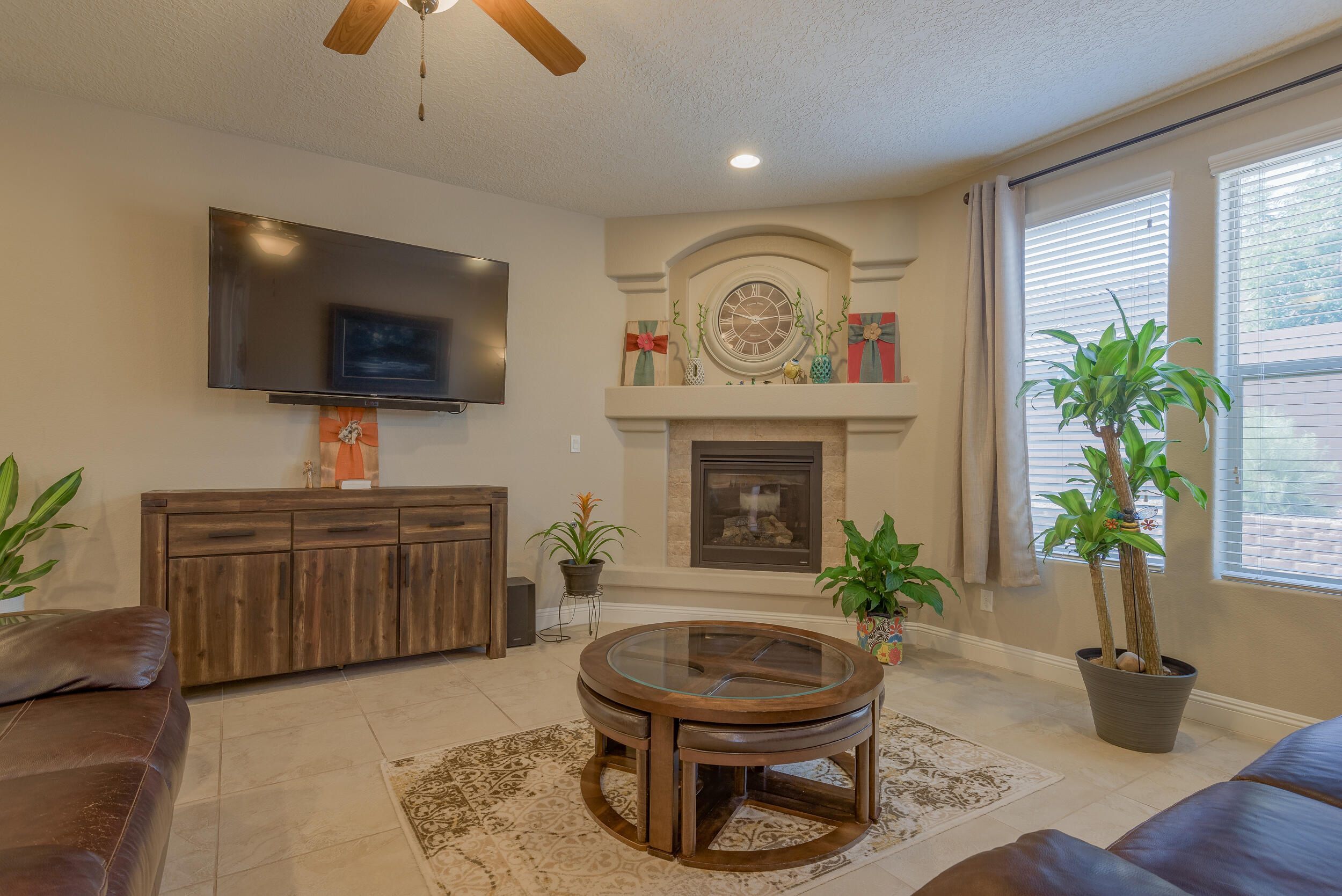 3912 MOUNTAIN TRAIL LP NE