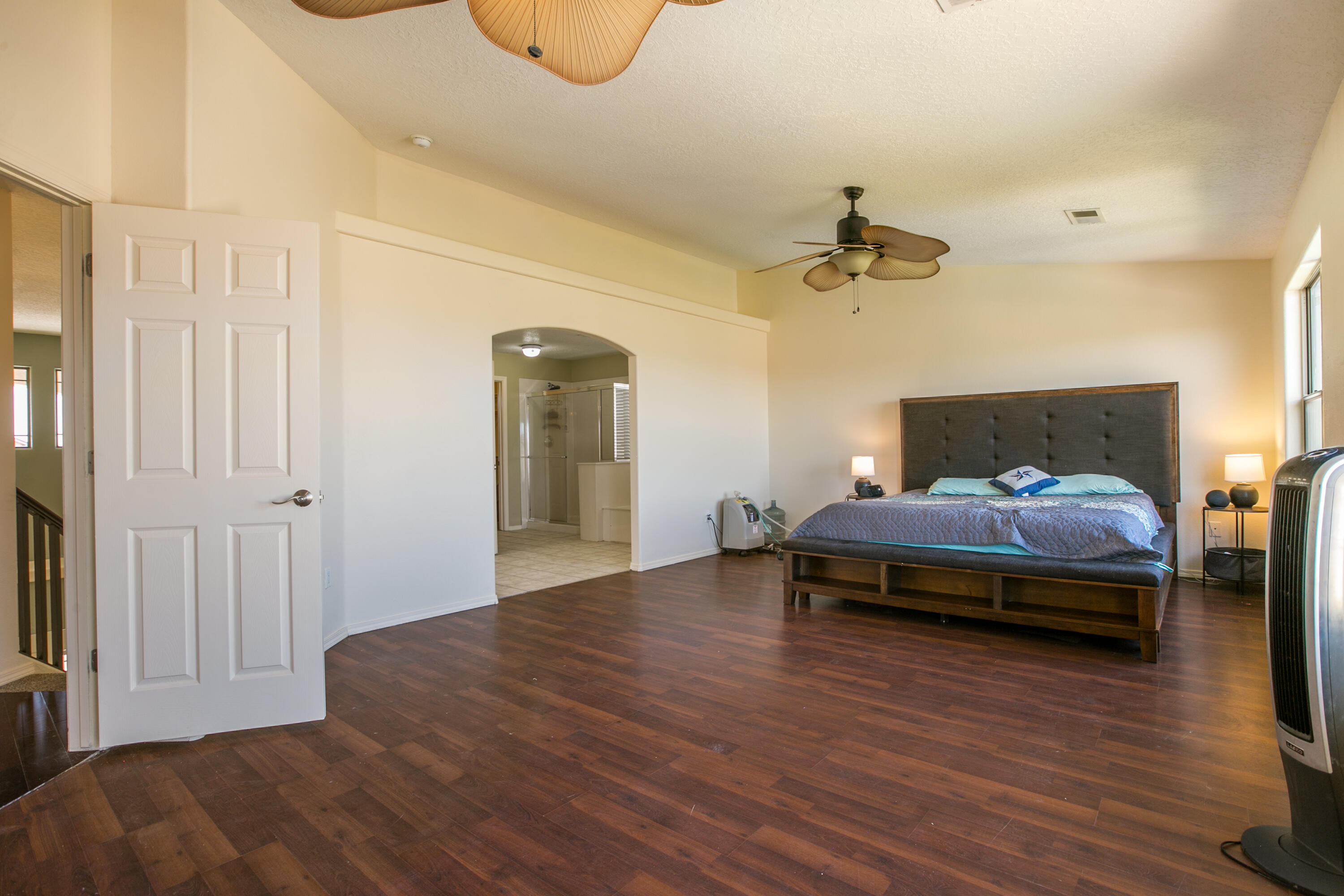 808 LOMA PINON Loop NE