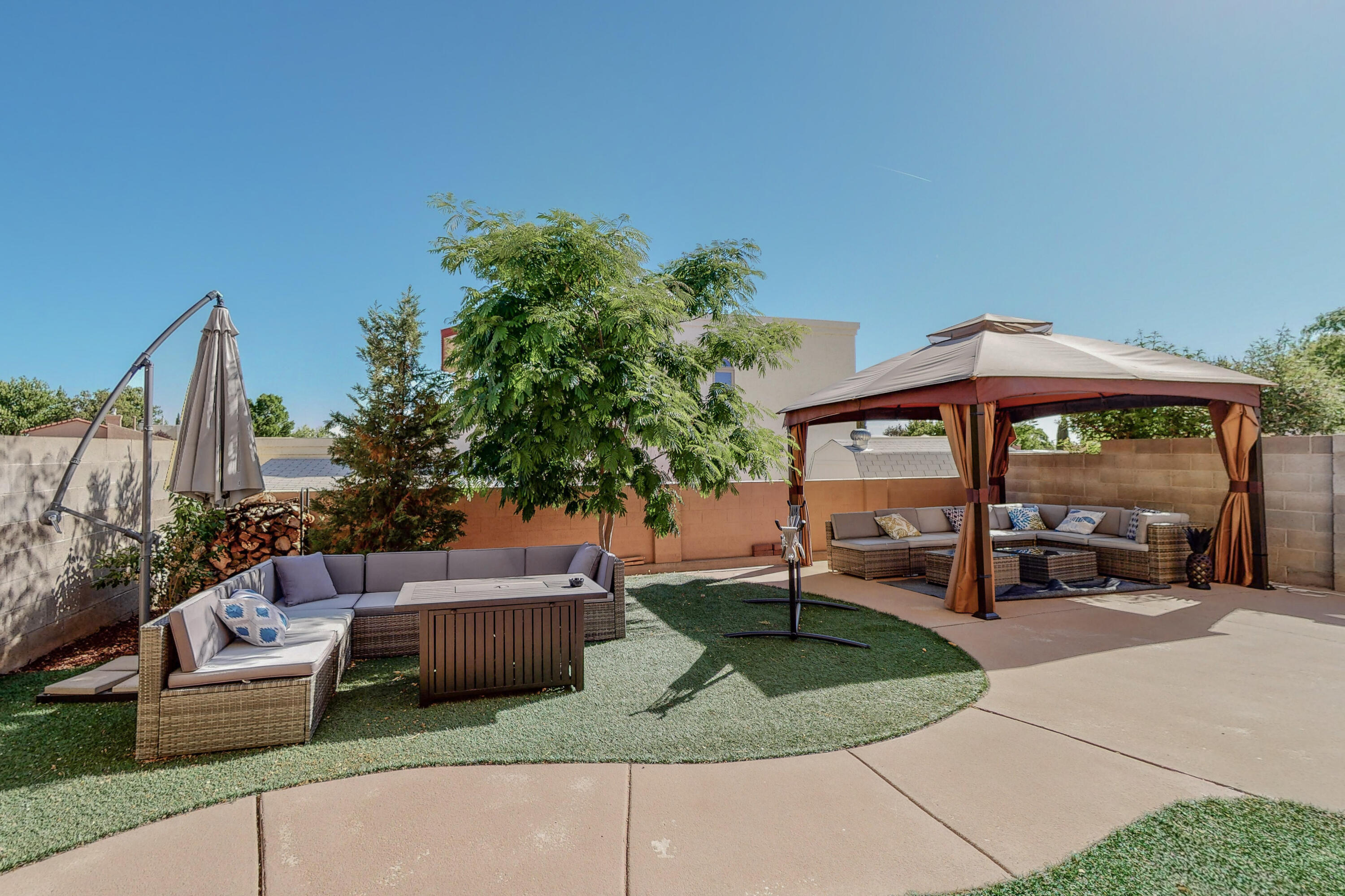 10908 MALAGUENA Lane NE