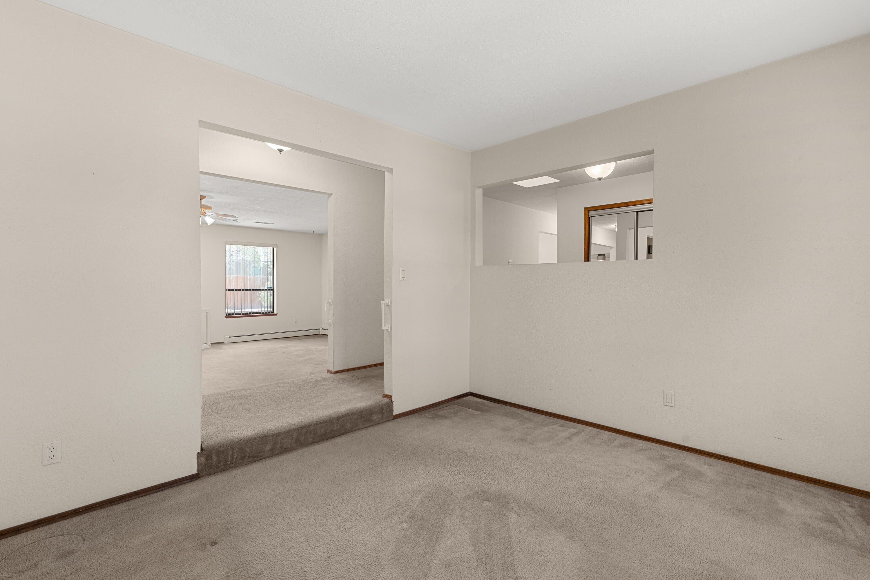 352 ENCHANTED VALLEY Road NW