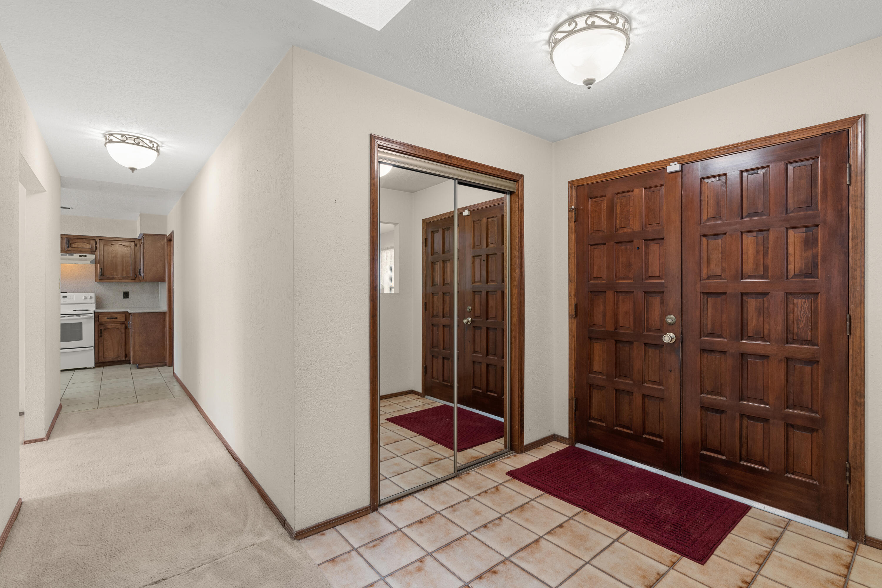 352 ENCHANTED VALLEY Road NW