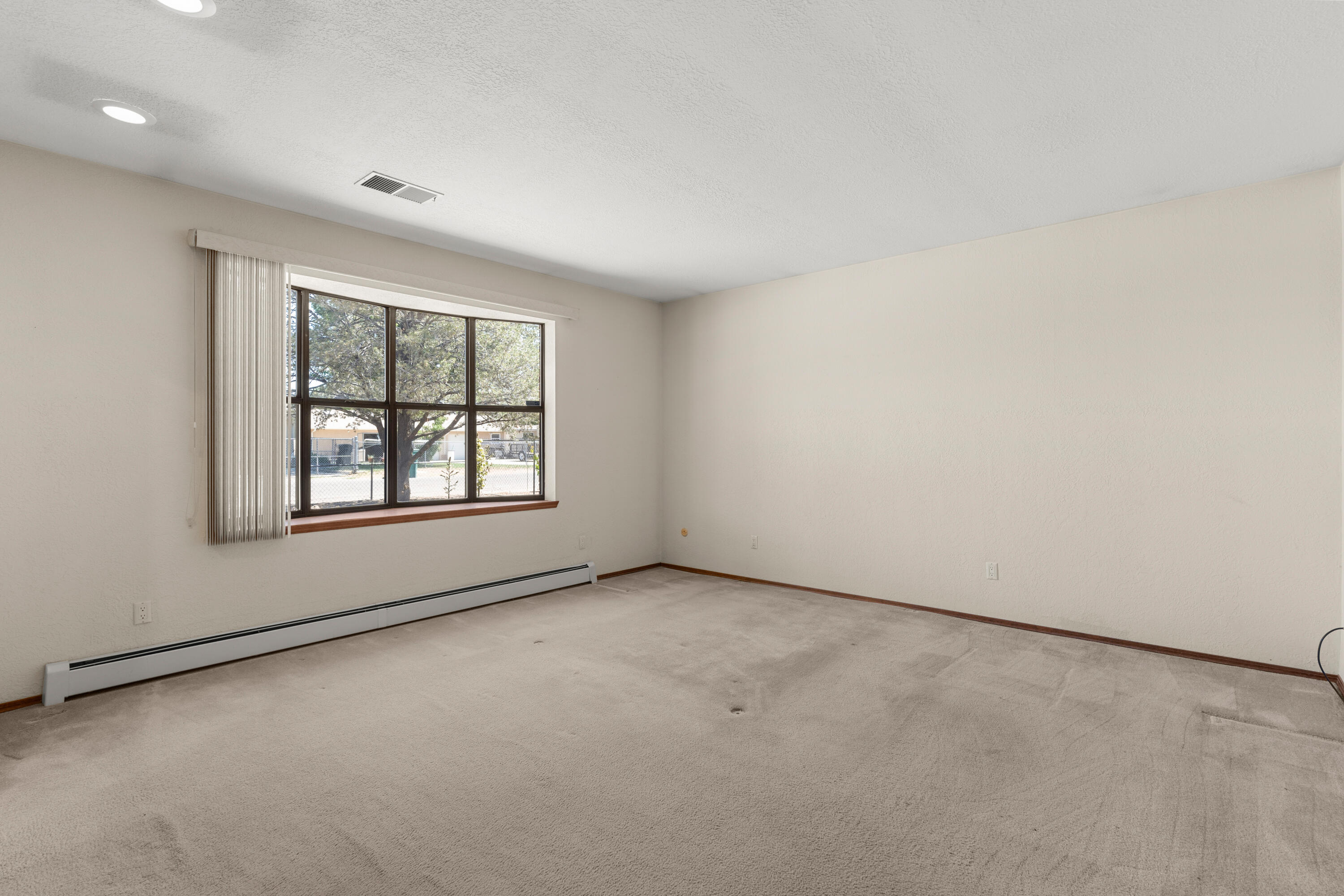 352 ENCHANTED VALLEY Road NW