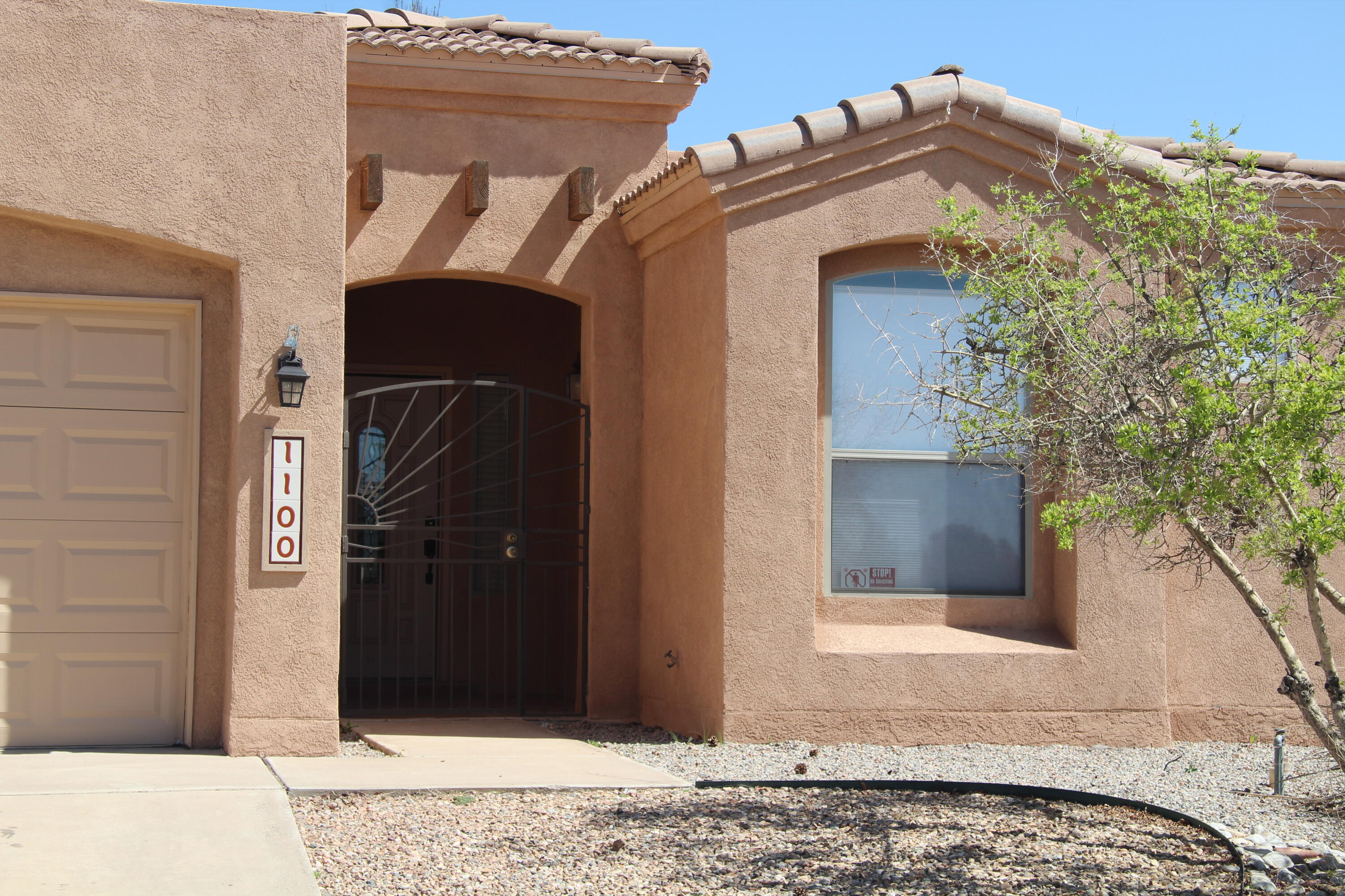 1100 Via Chamisa Road NE