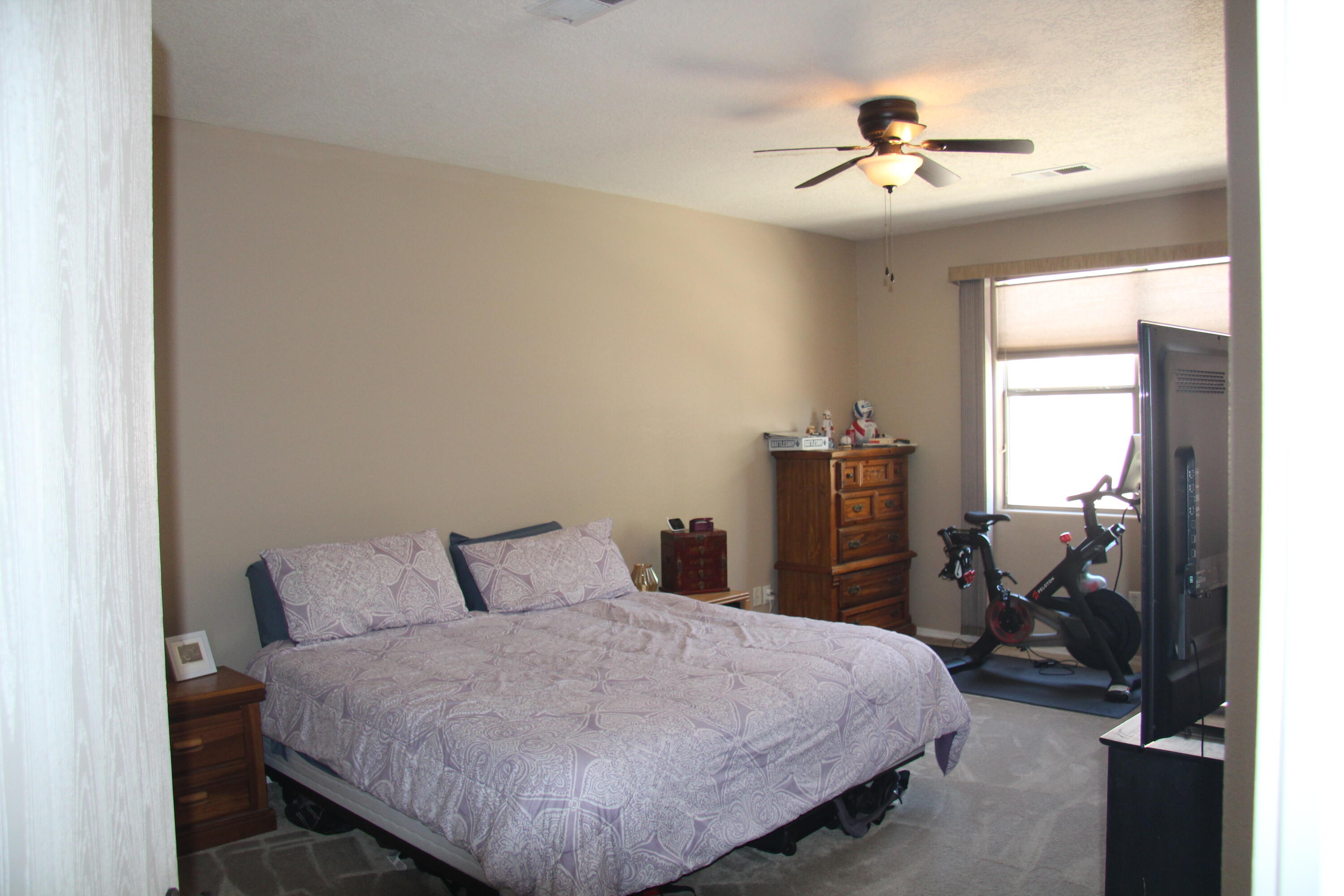 1100 Via Chamisa Road NE