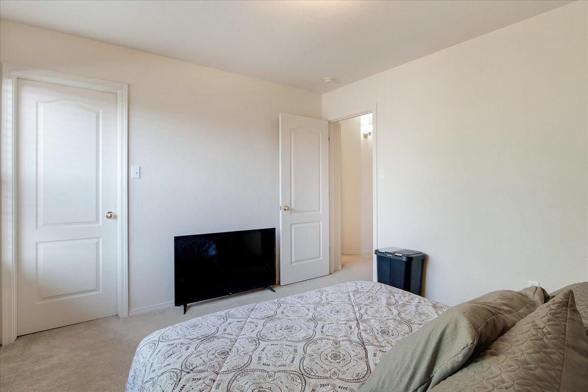 9120 LOWER MEADOW Trail SW