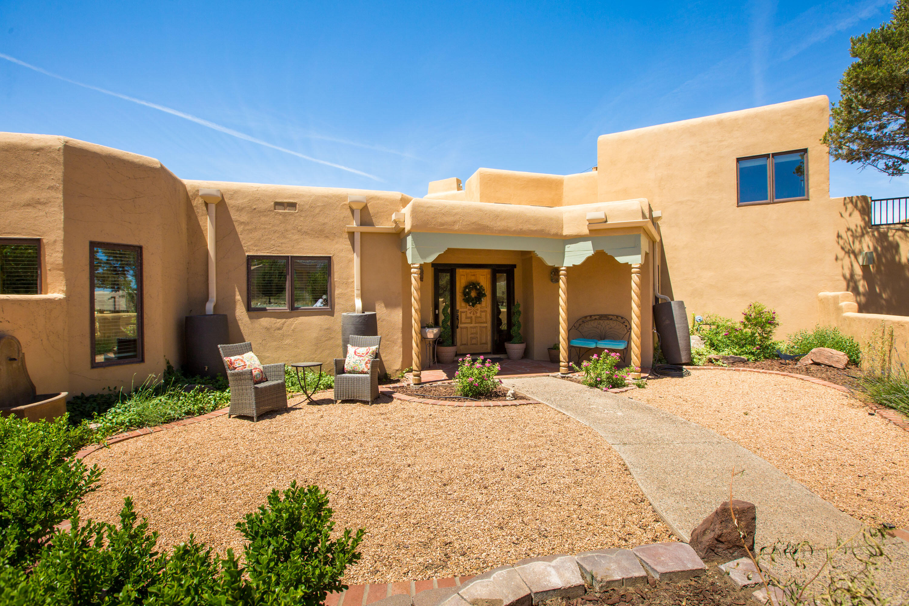 1203 MARIGOLD Drive NE