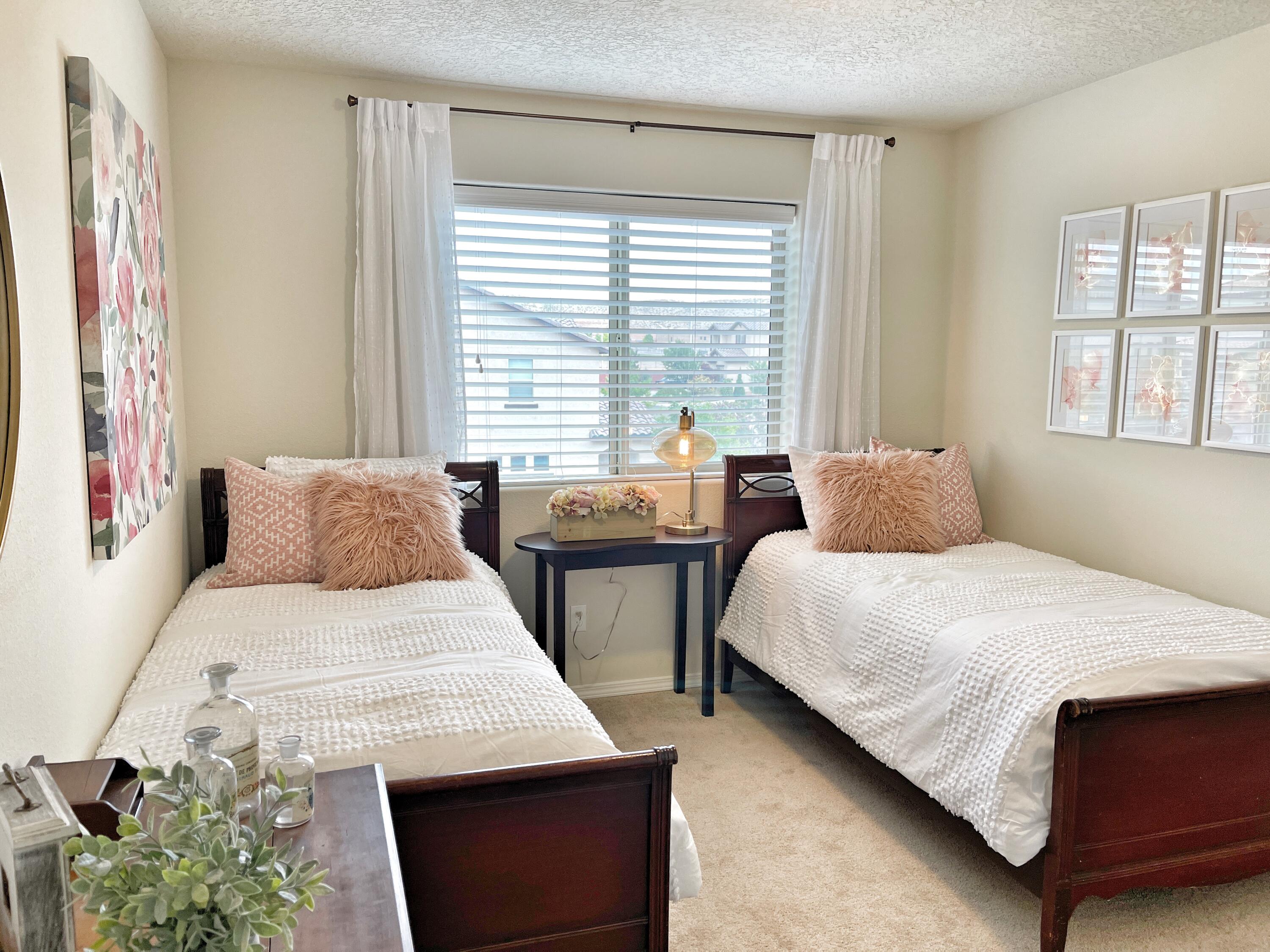 3193 LLANO VISTA Loop NE