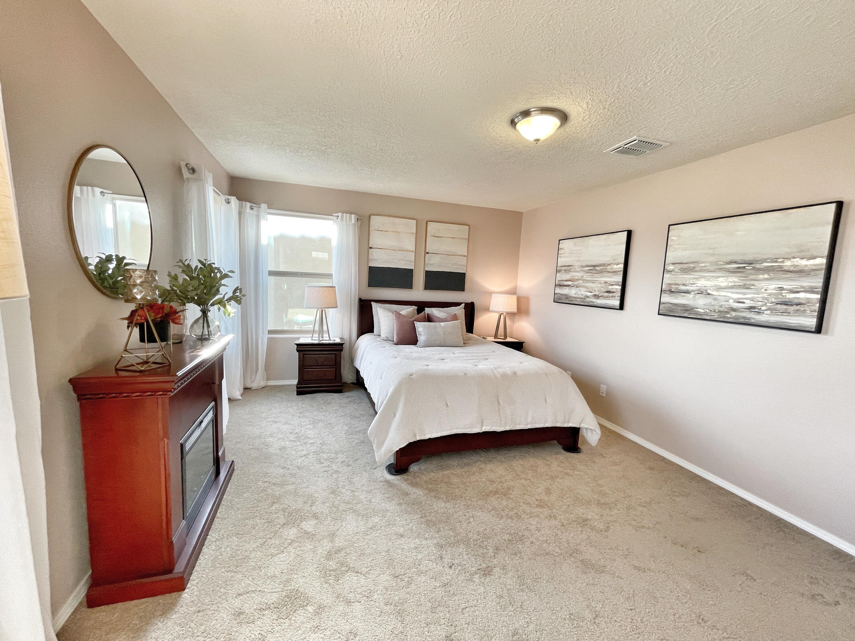 3193 LLANO VISTA Loop NE