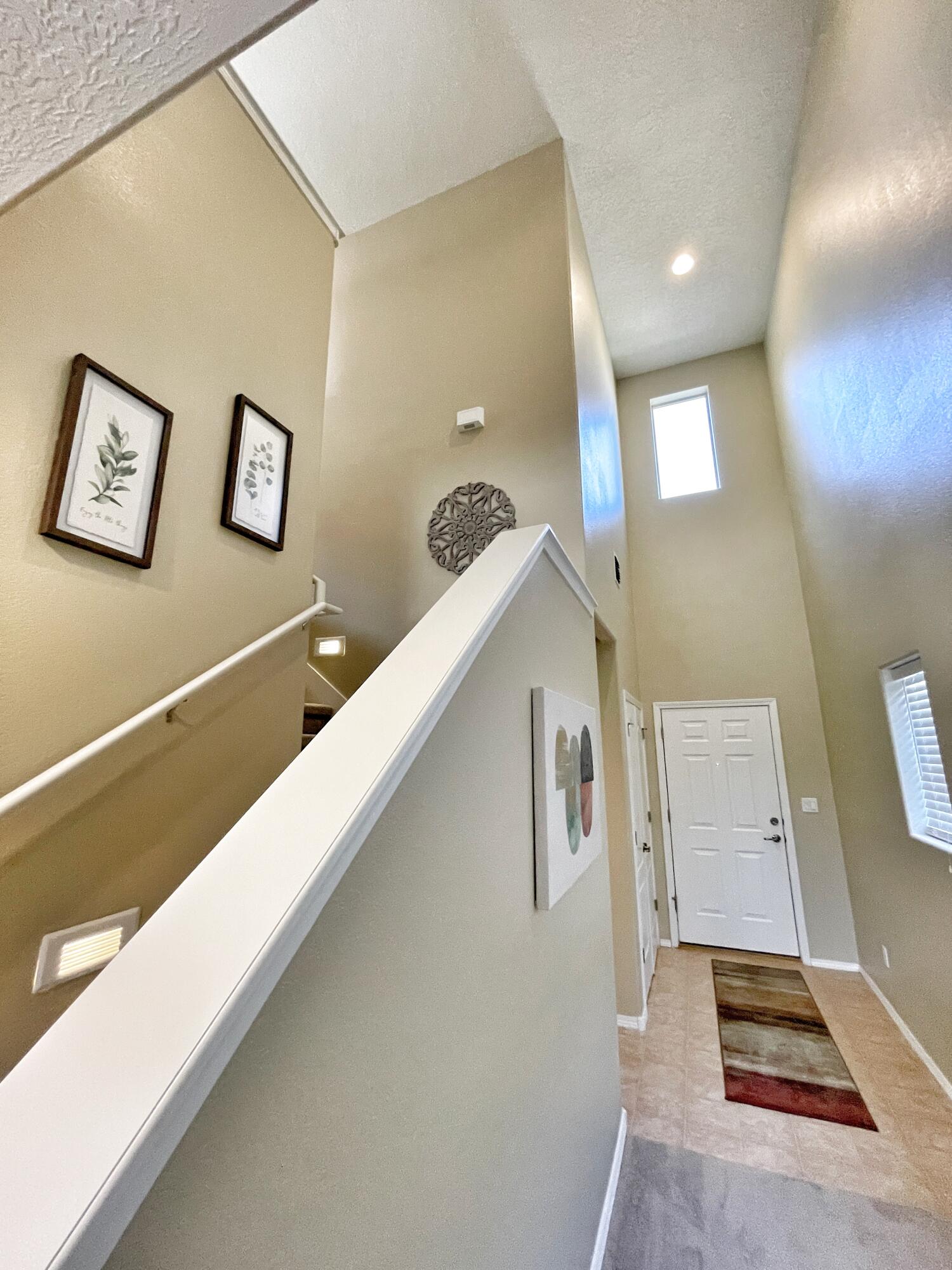 3193 LLANO VISTA Loop NE