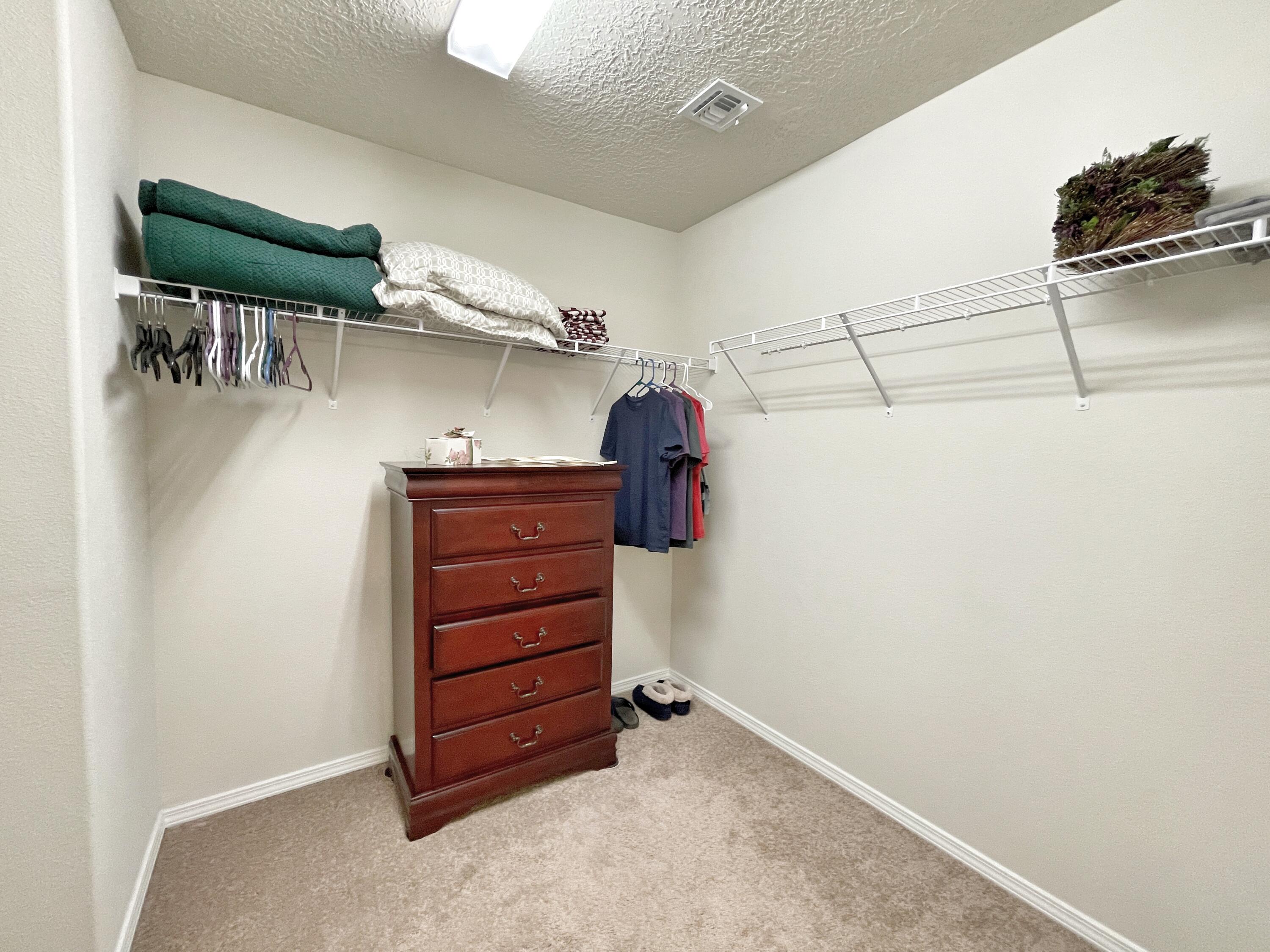 3193 LLANO VISTA Loop NE