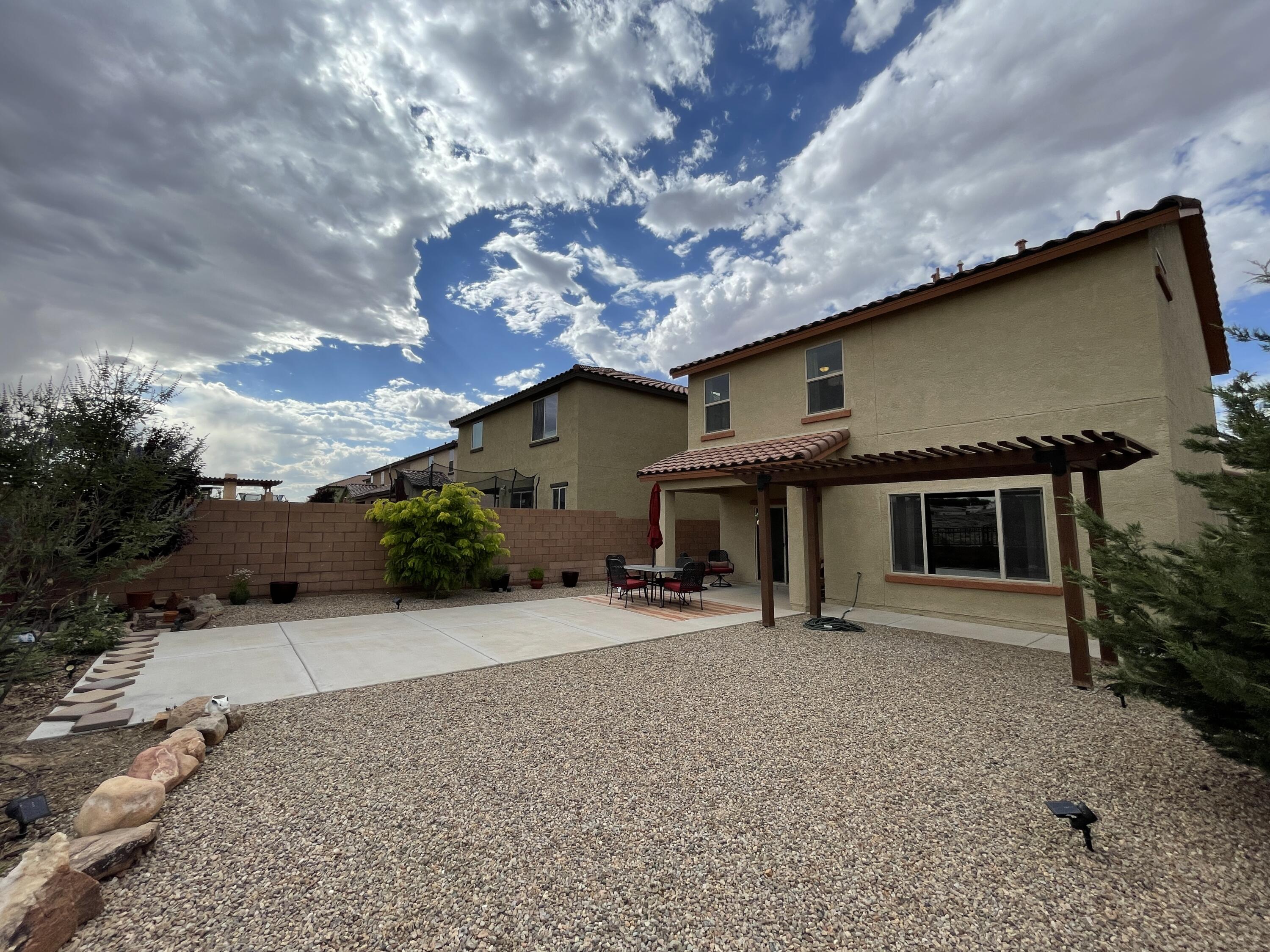 3193 LLANO VISTA Loop NE