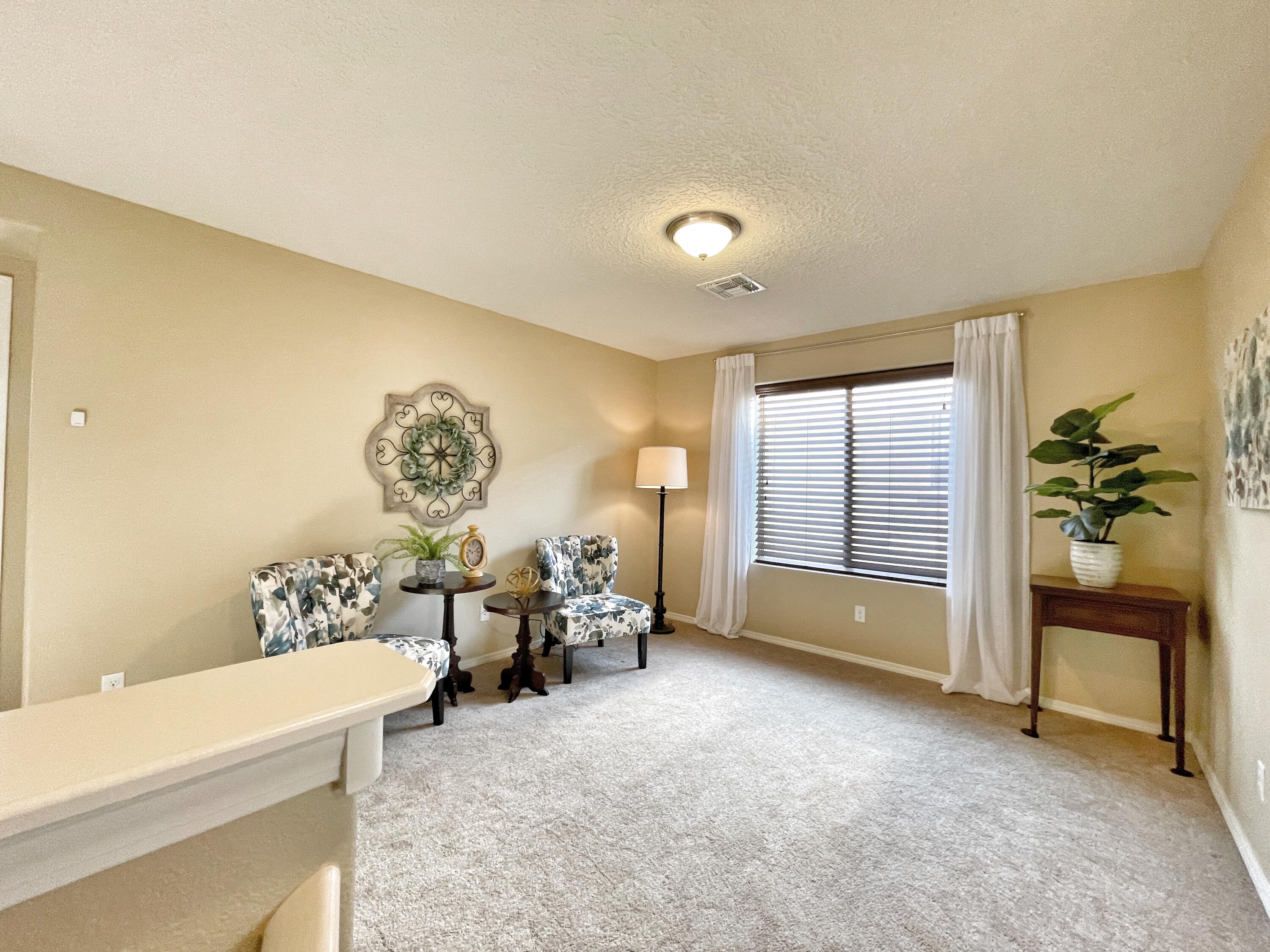 3193 LLANO VISTA Loop NE