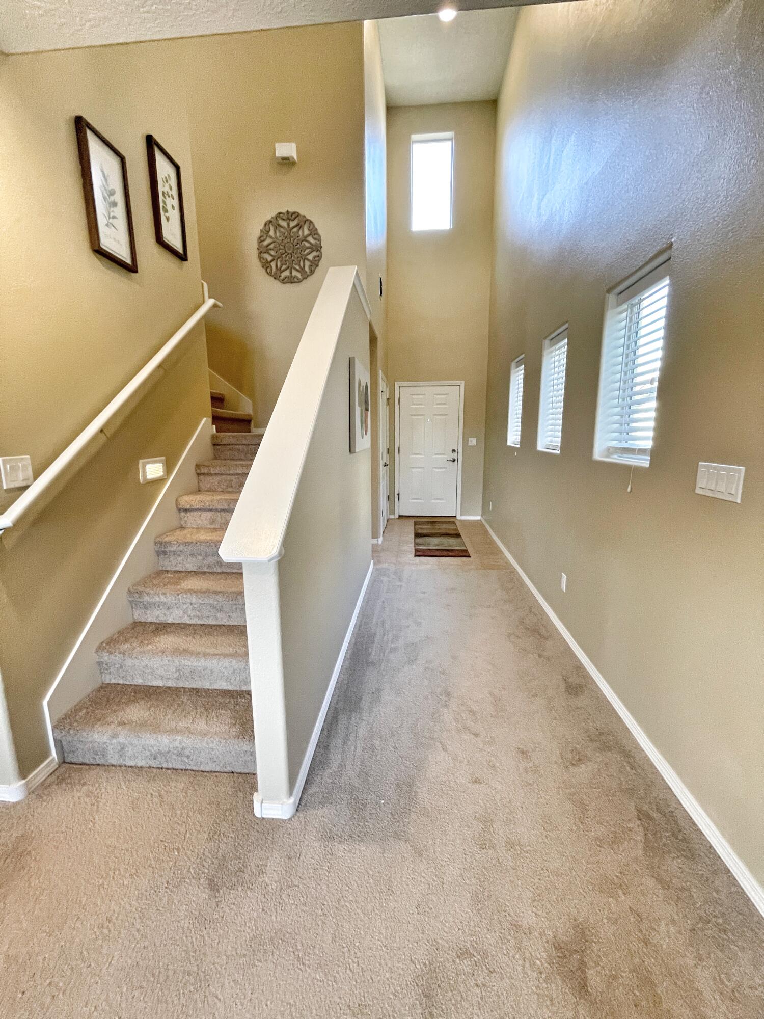 3193 LLANO VISTA Loop NE