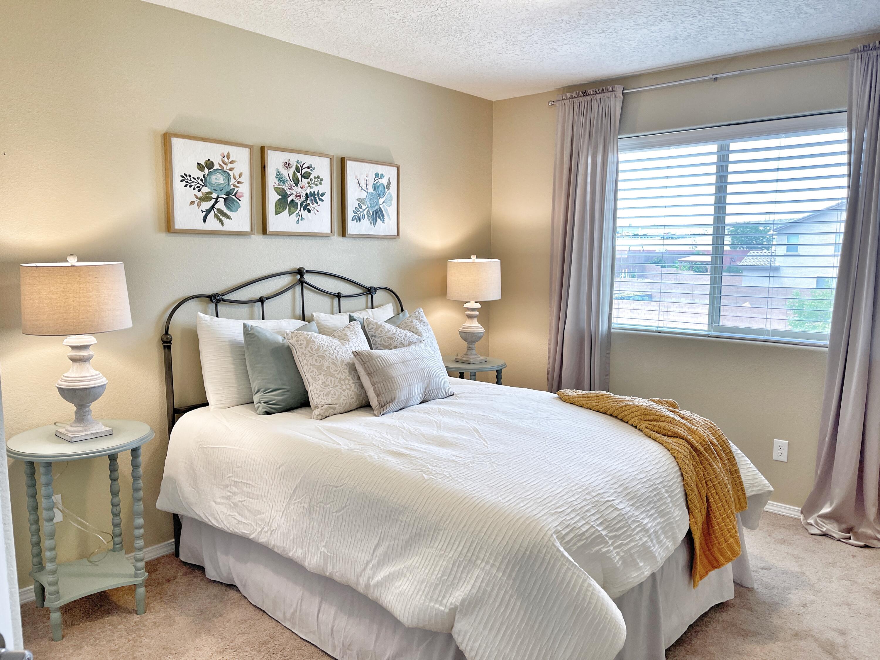 3193 LLANO VISTA Loop NE