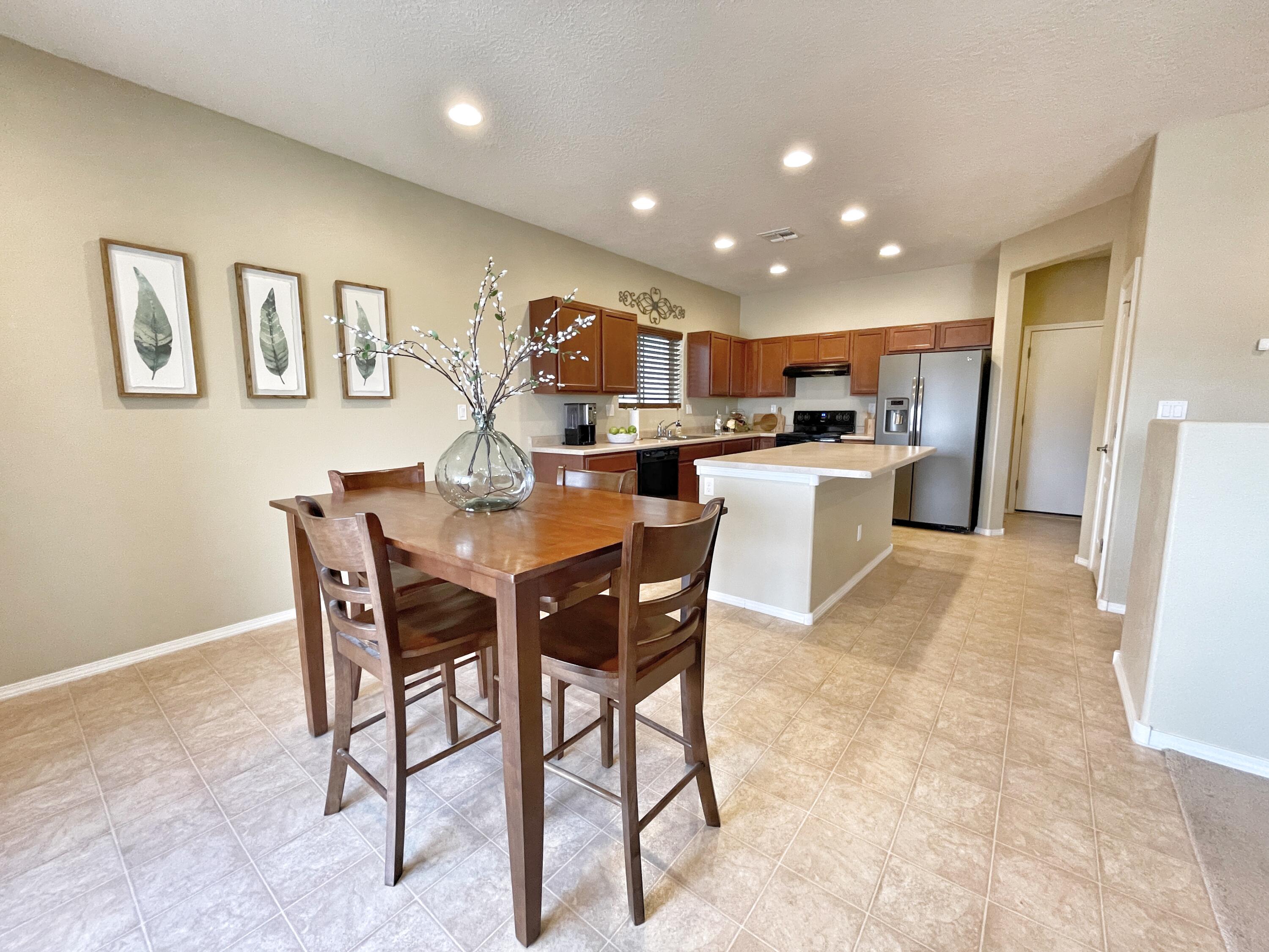 3193 LLANO VISTA Loop NE